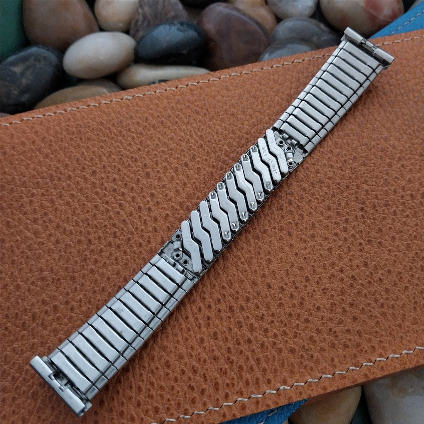 19mm 18mm 17mm Stainless Steel Unused nos Classic 1970s Vintage Watch Band