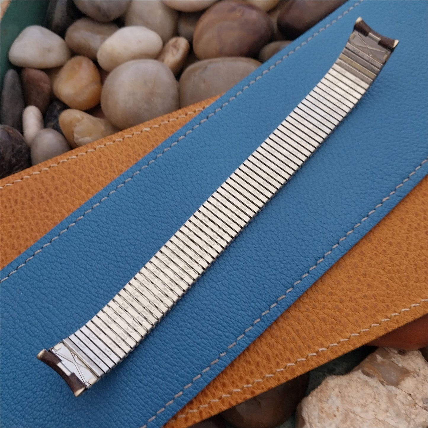 11/16" 17.2mm Speidel USA Gold & Woodgrain nos Thinline Vintage Watch Band