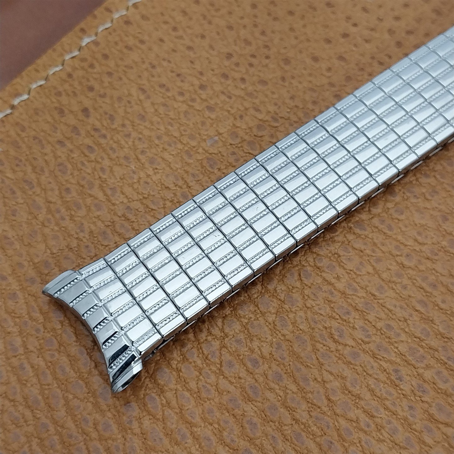 19mm 18mm Stainless Steel Long Speidel Tribune Twistoflex 70s Unused Watch Band