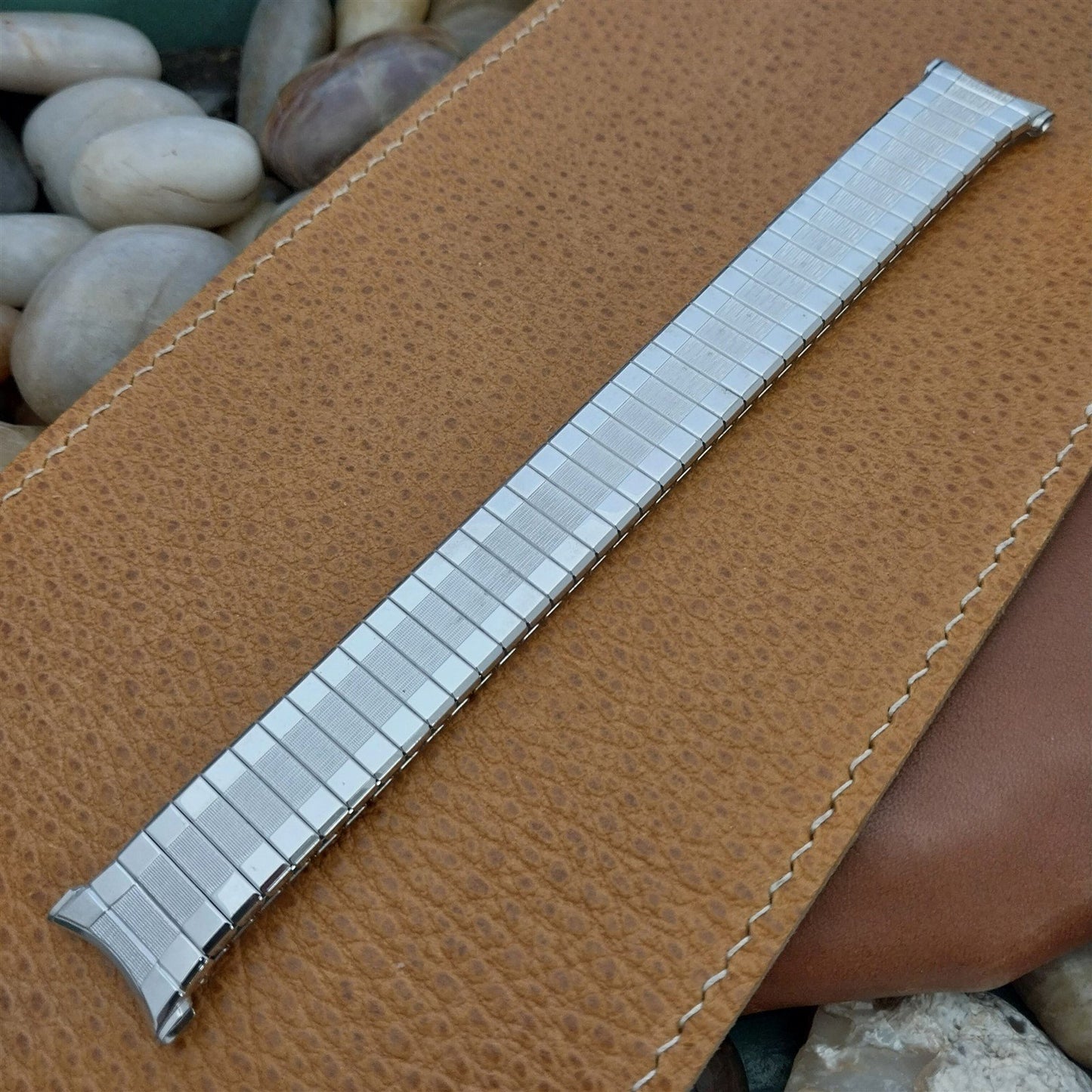 19mm 18mm Long White Gold-Filled 19mm Cobra Speidel nos 1970s Vintage Watch Band