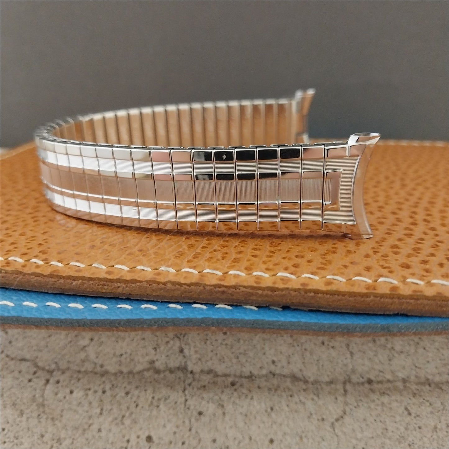 10K White Gold-Filled Long Speidel Elegante Unused 1964 Vintage Watch Band