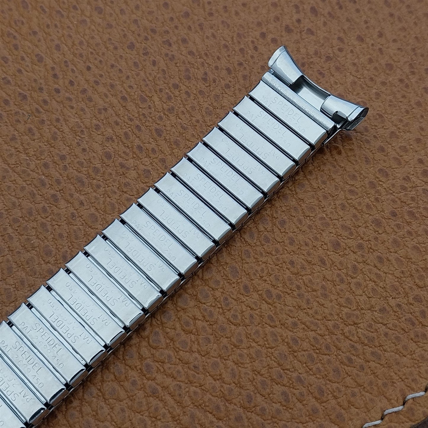 19mm 18mm Stainless Steel Rice Beads Speidel Tempest nos 1963 Vintage Watch Band