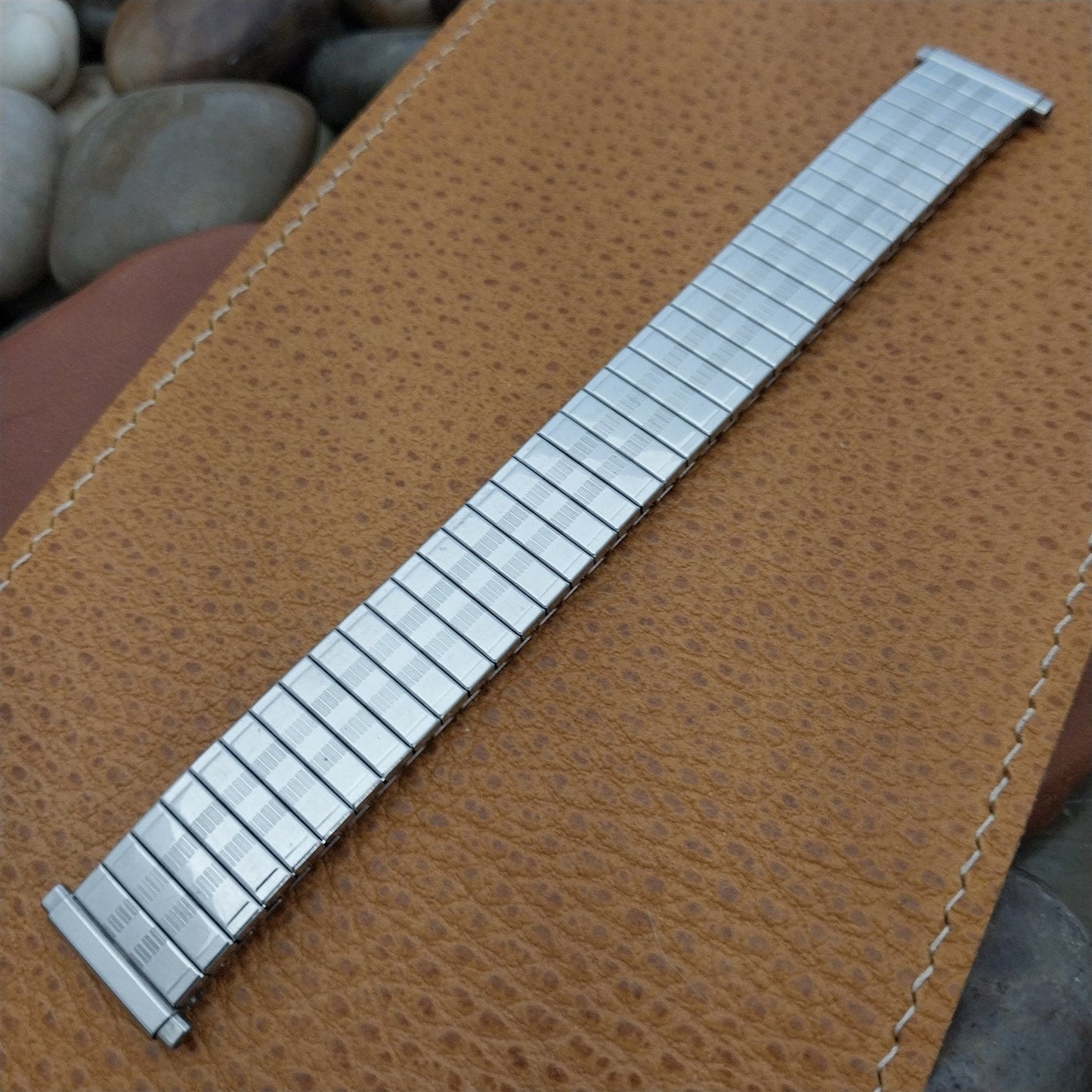 Speidel Stainless Steel 1970s 16mm 18mm 19mm Twist-o-flex nos Vintage Watch Band