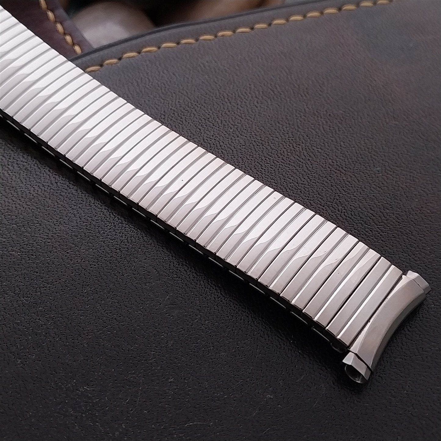 16mm 18mm 19mm 1970s Speidel Linesman Long Stainless Steel Vintage Watch Band