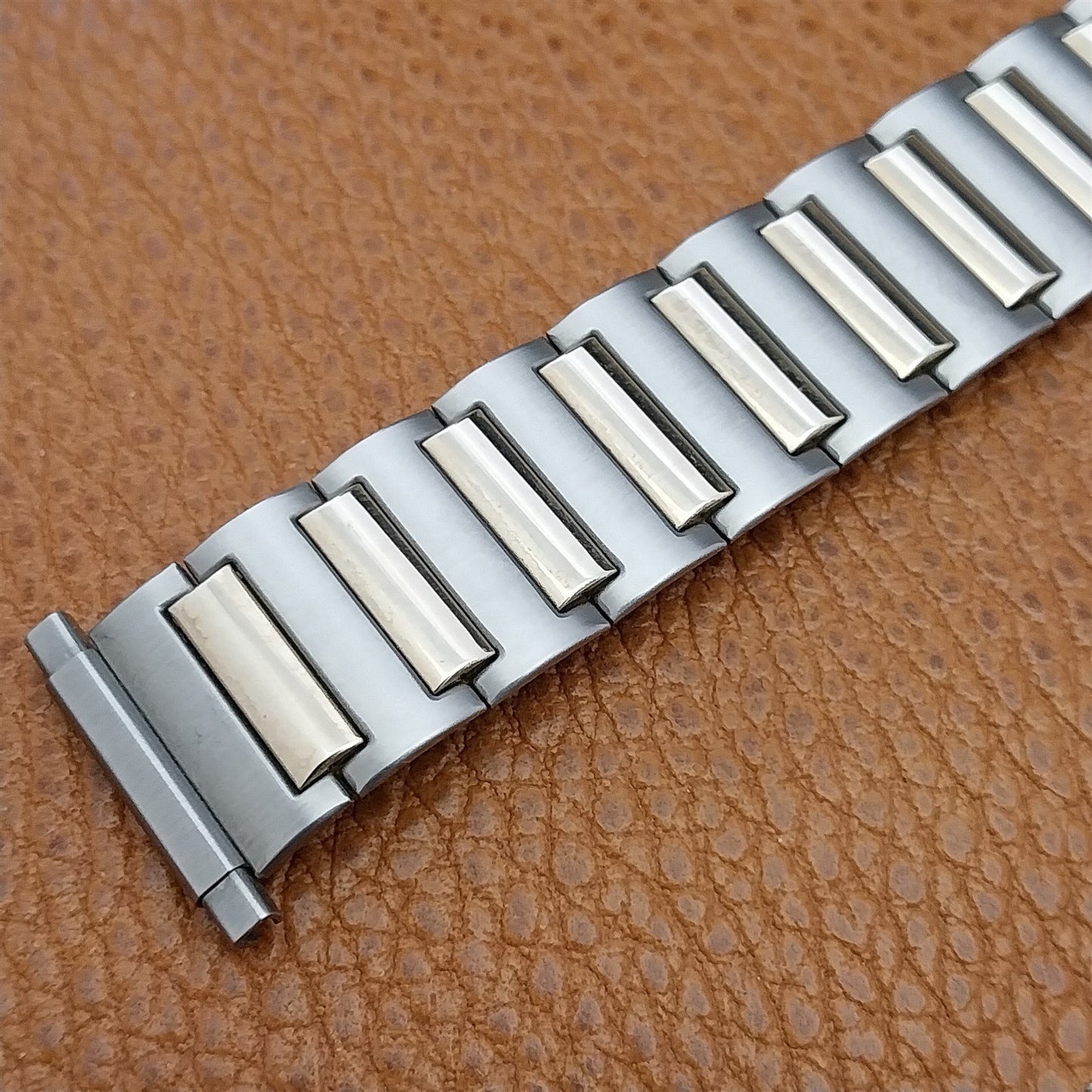 Speidel USA Wide Stainless Steel & Gold Long Expansion Unused Vintage Watch Band
