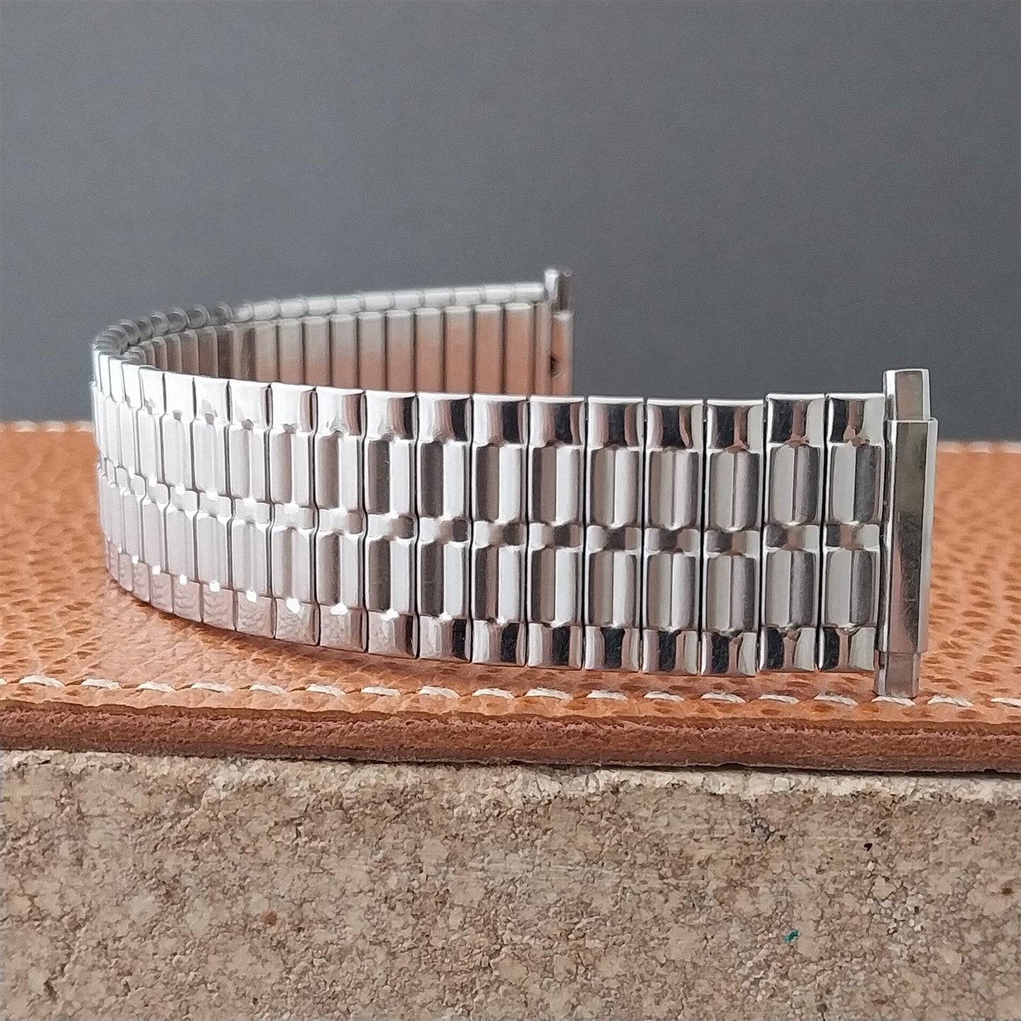 18mm 20mm 22mm Wide 1970s Speidel USA Stainless Steel Unused Vintage Watch Band