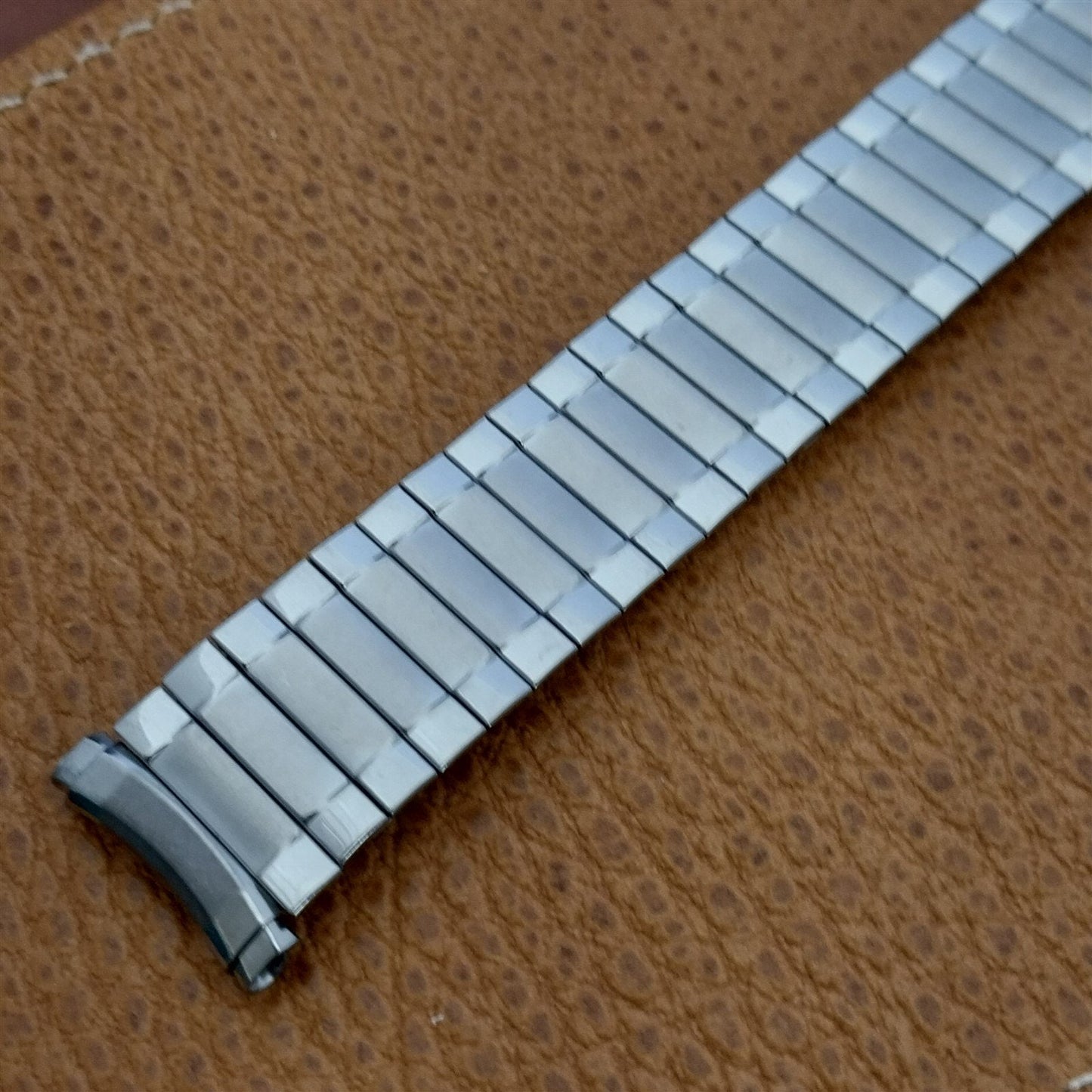 X-Long 1970s 19mm 18mm 17mm Speidel Wide Stainless Steel nos Vintage Watch Band