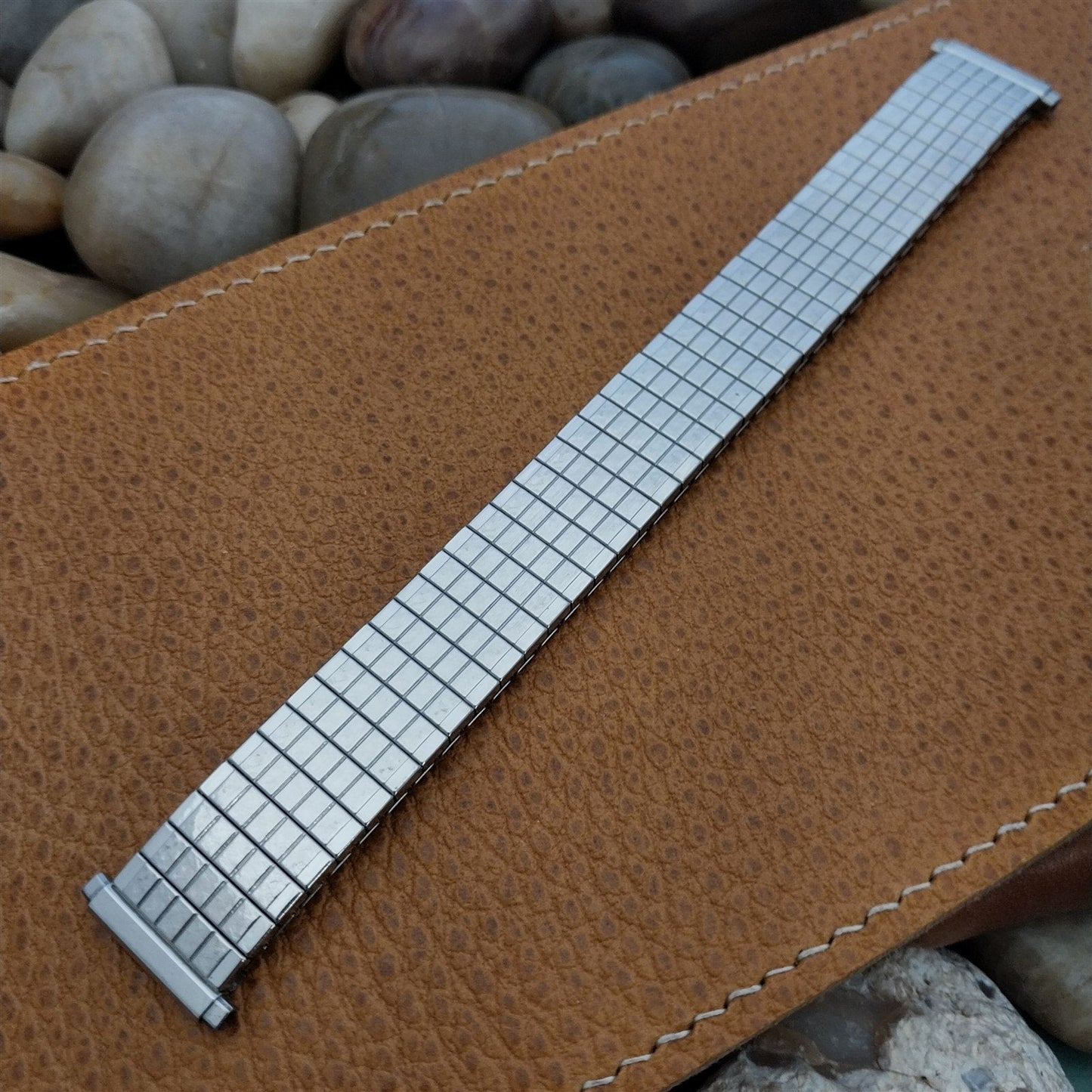 Kestenmade USA Made Stainless Steel 1970s Twistoflex nos Vintage Watch Band