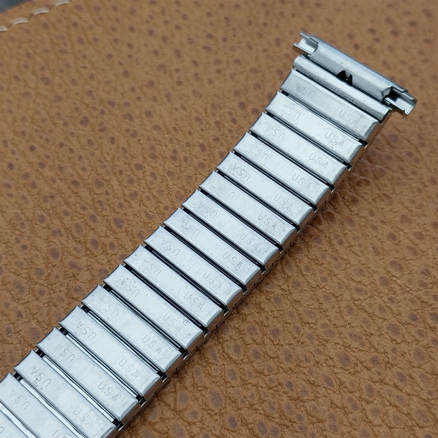 Kestenmade USA Made Stainless Steel 1970s Twistoflex nos Vintage Watch Band