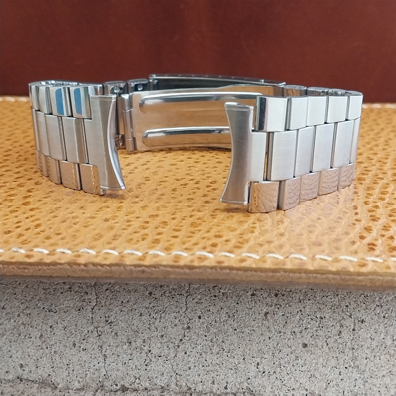 19mm Stainless Steel Kreisler Stelux Flared Classic nos 1970s Vintage Watch Band