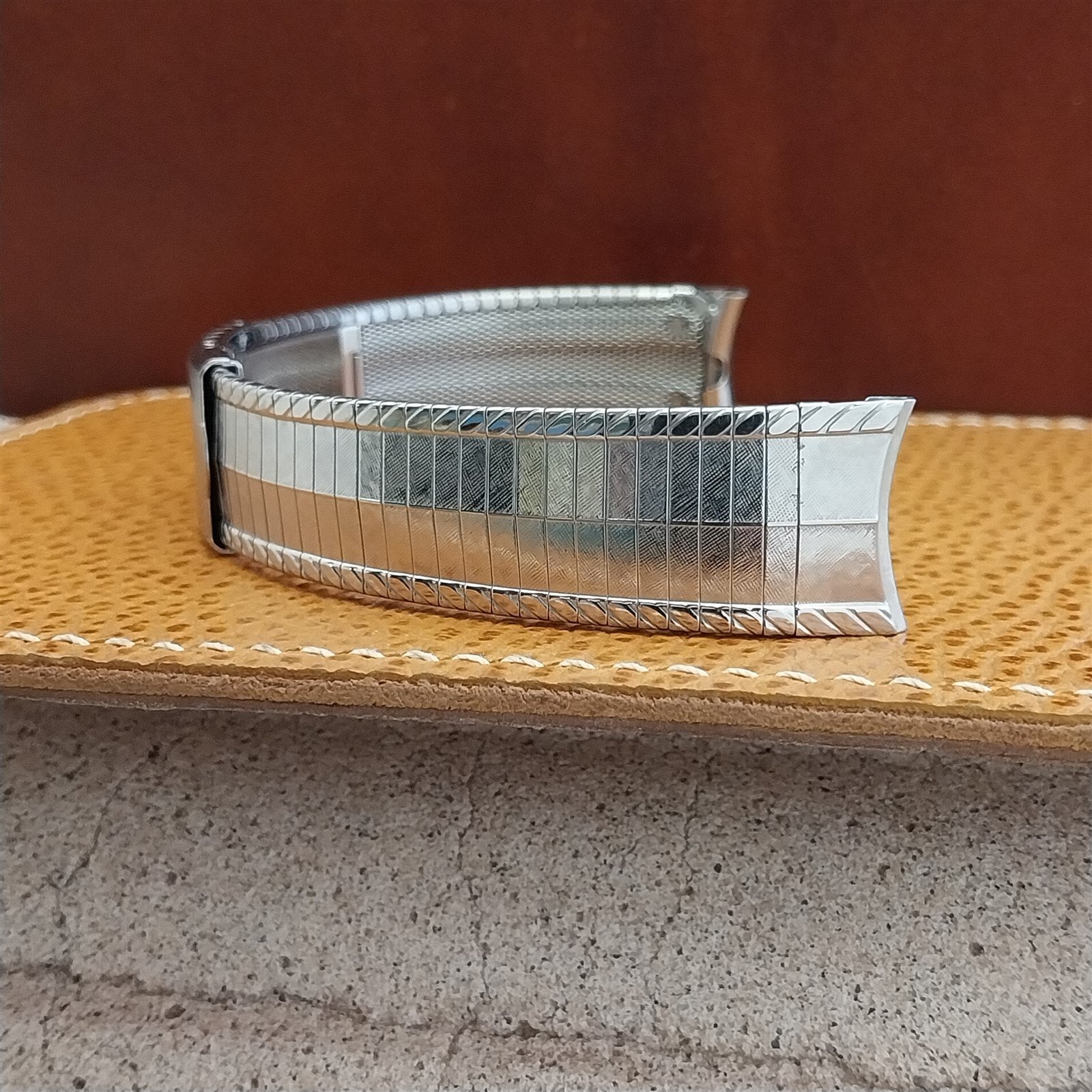 17.2mm Kreisler USA Stainless Steel Classic nos 1960s Vintage Watch Band