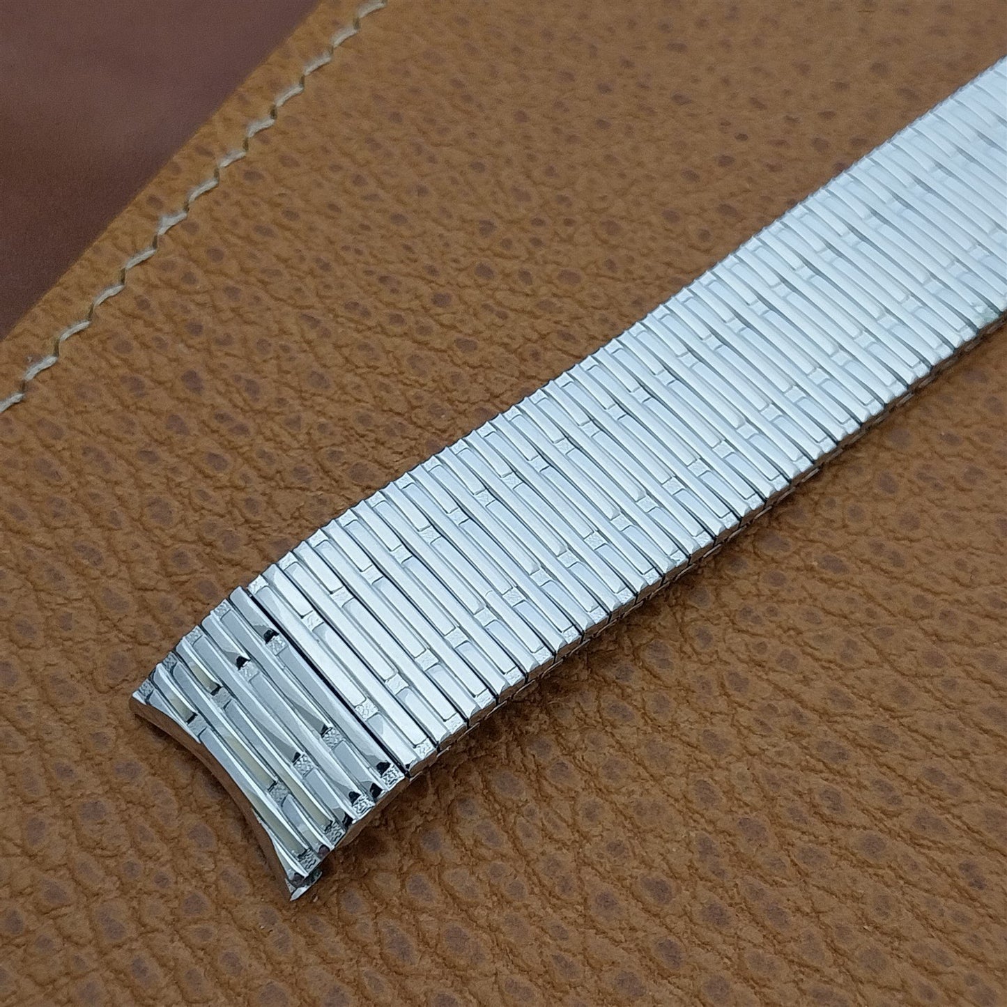 17.2mm 11/16" White Gold-Filled Long Speidel Thinline Unused 1970s Watch Band