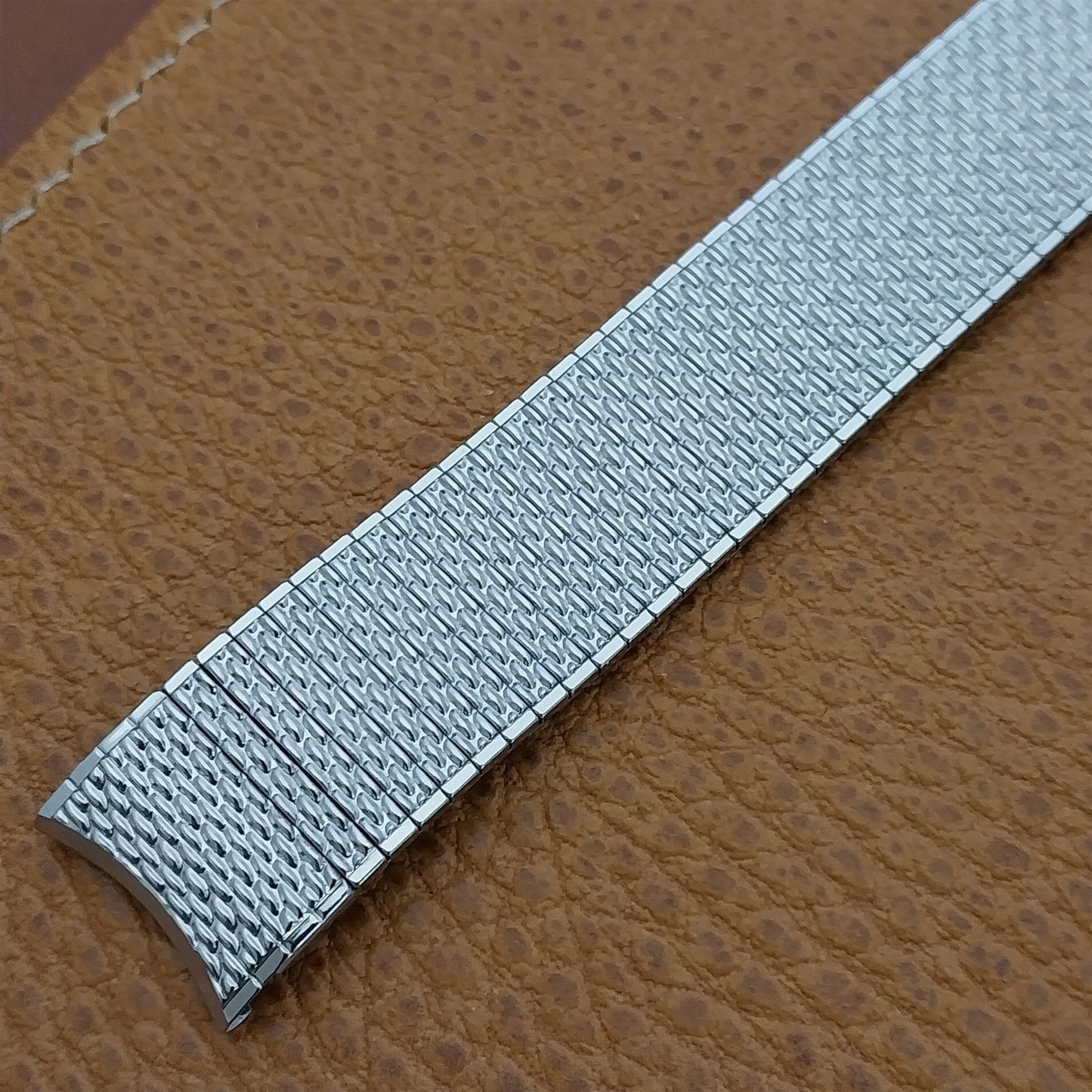 17.2mm Stainless Steel Speidel Thinline nos 1970s Vintage Watch Band