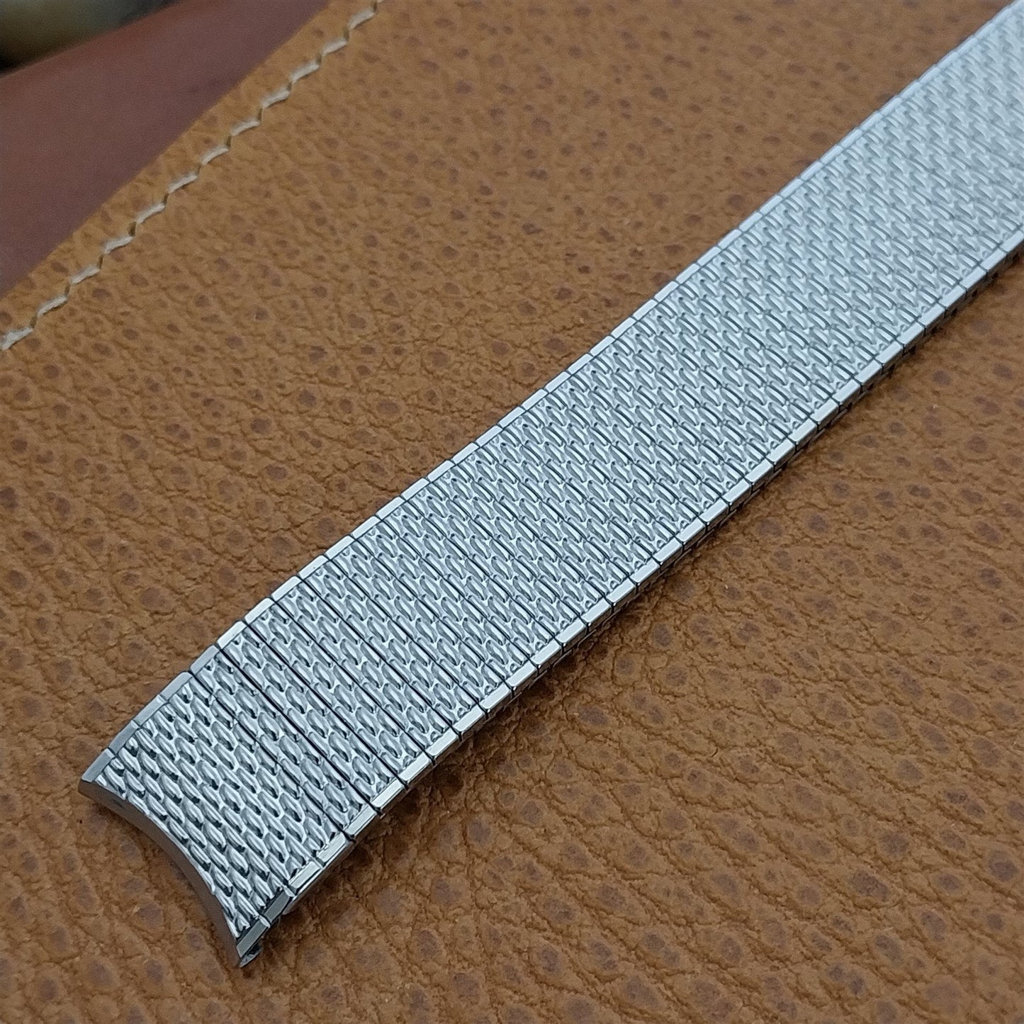 17.2mm 5 3/4" Speidel Thinline nos 70s Stainless Steel Vintage Watch Band