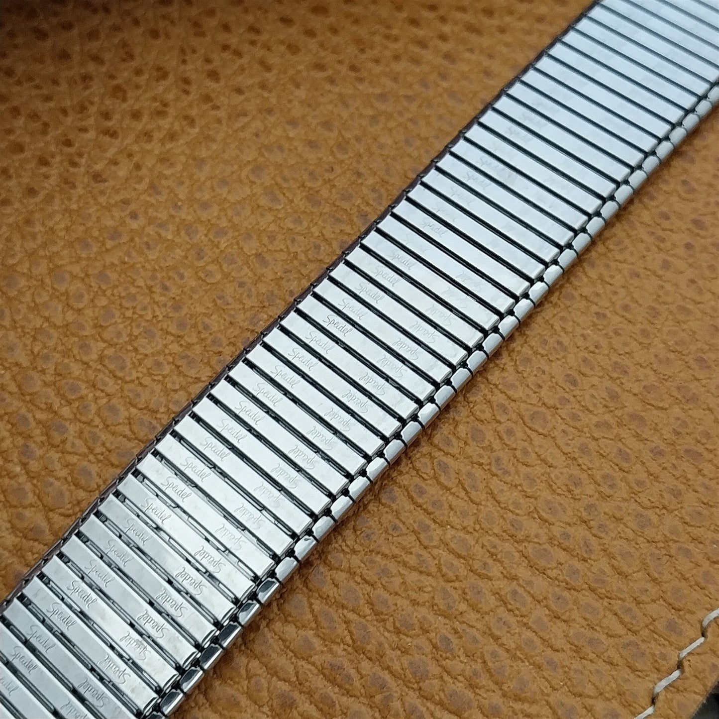 22mm 7/8" Wide Speidel USA Stainless Steel Thinline 1970s Vintage Watch Band