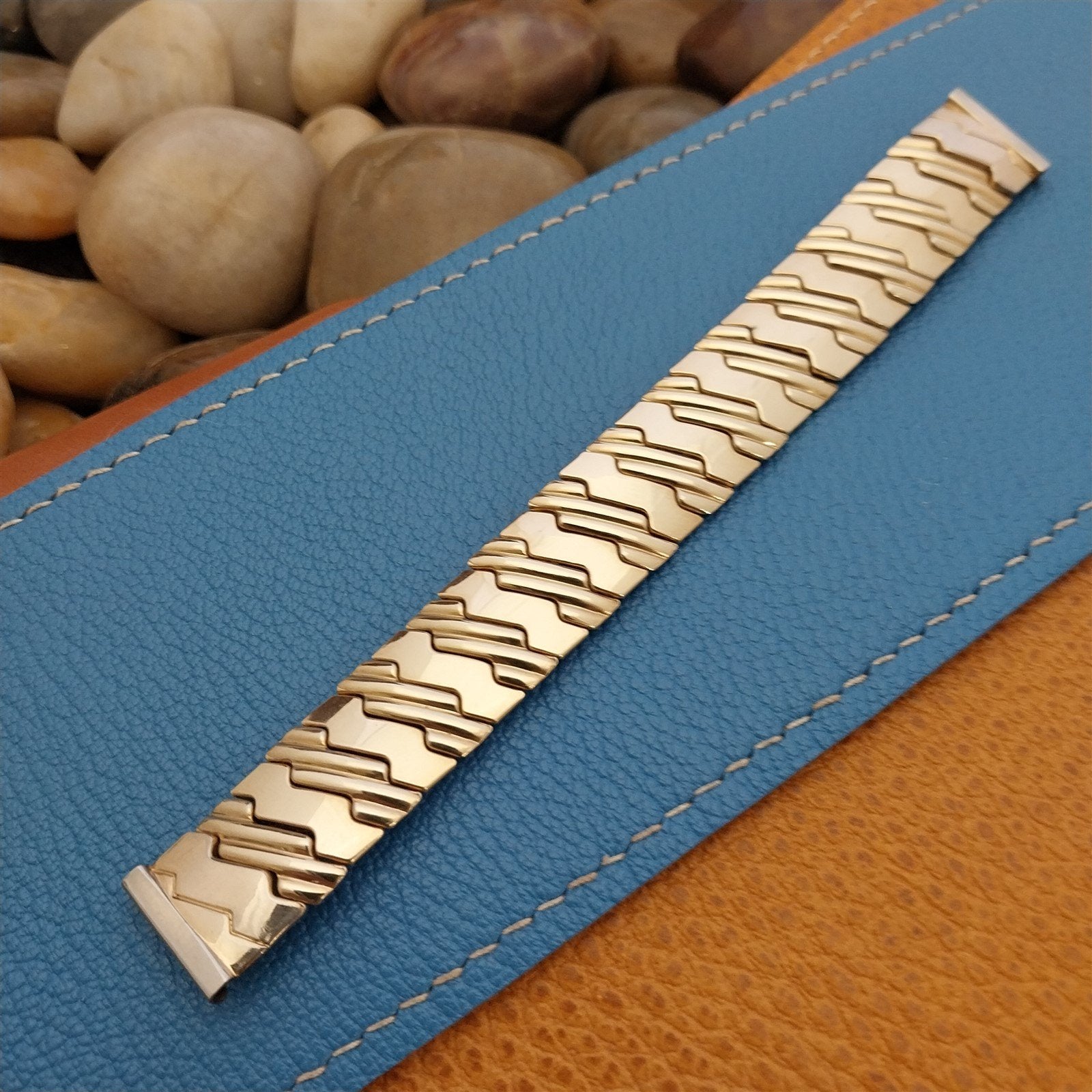 1940s 12k Gold-Filled Tex-Twist 5/8" Classic Stretch Unused Vintage Watch Band