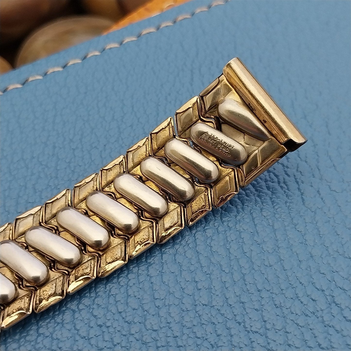 1940s 12k Gold-Filled Tex-Twist 5/8" Classic Stretch Unused Vintage Watch Band
