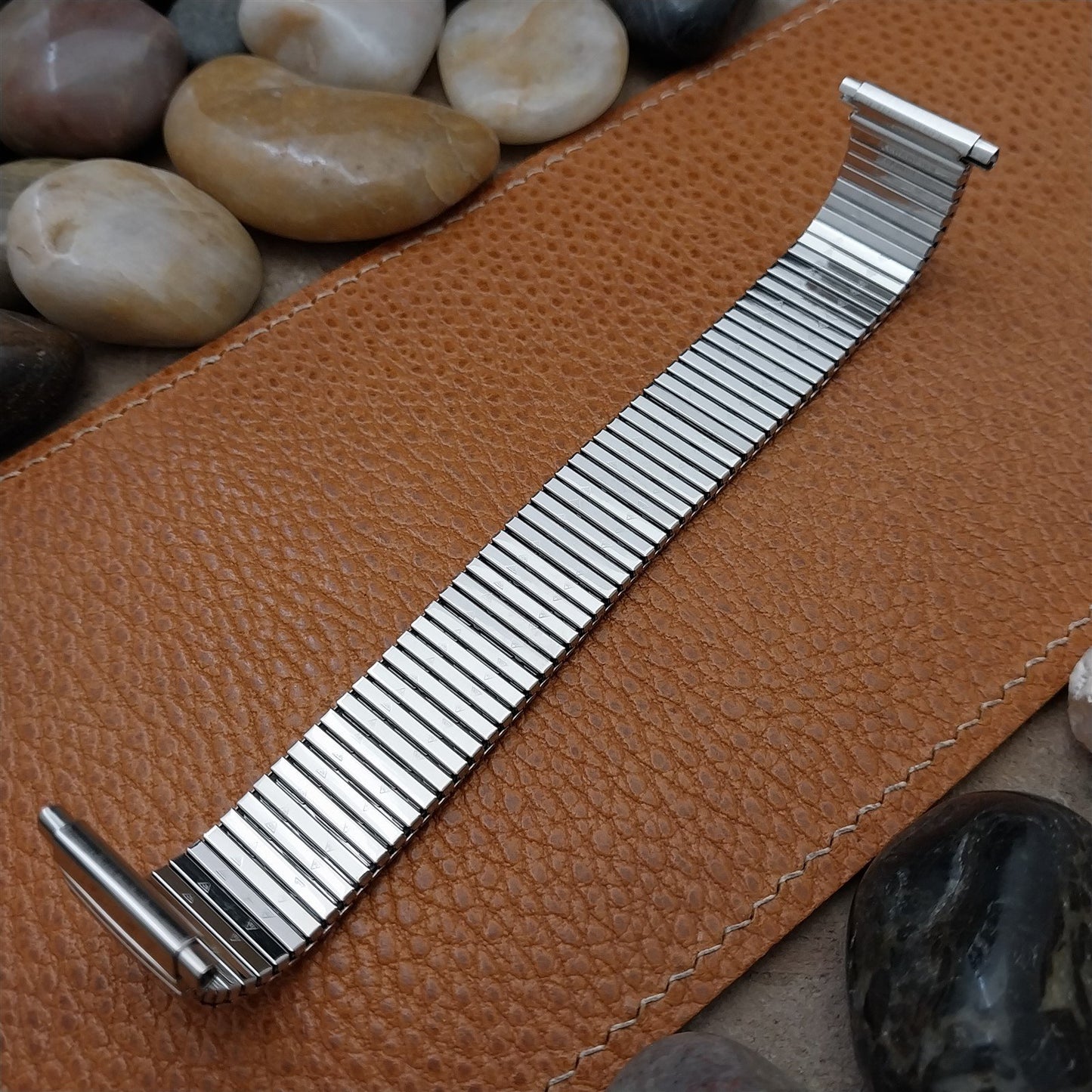 JB Champion Slim 22mm Stainless Steel Expansion Unused 1970s Vintage Watch Band