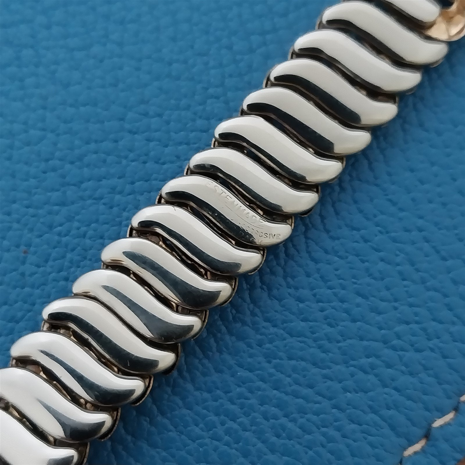 5/8" 1940s Gold-Filled Brick Link Expansion Kestenmade nos Vintage Watch Band