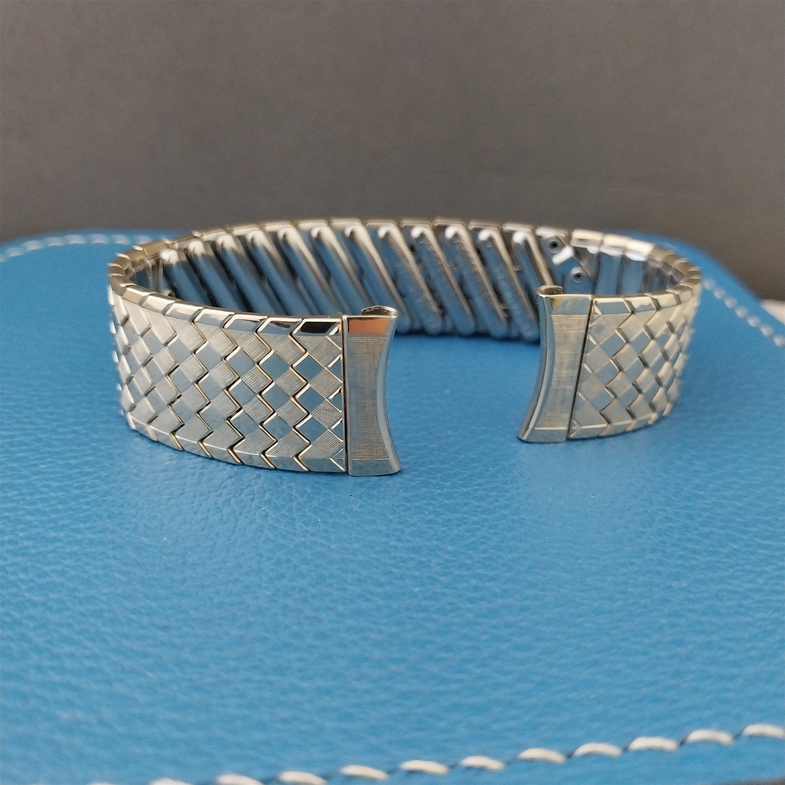 17.2mm 10k Yellow Gold-Filled Classic Kestenmade USA 1950s Vintage Watch Band