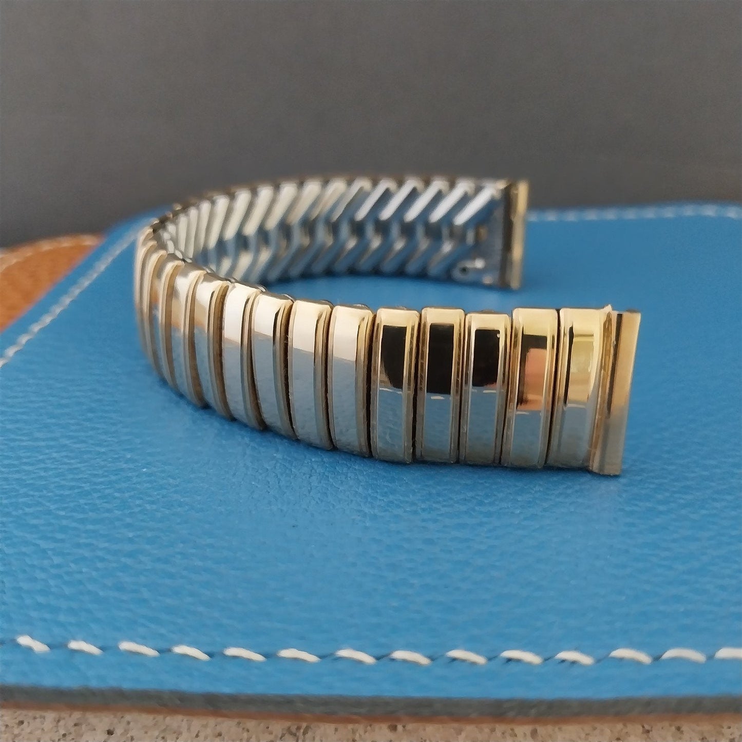5/8" Airflex 10k Gold-Filled nos Scissor Expansion 1950s Vintage Watch Band