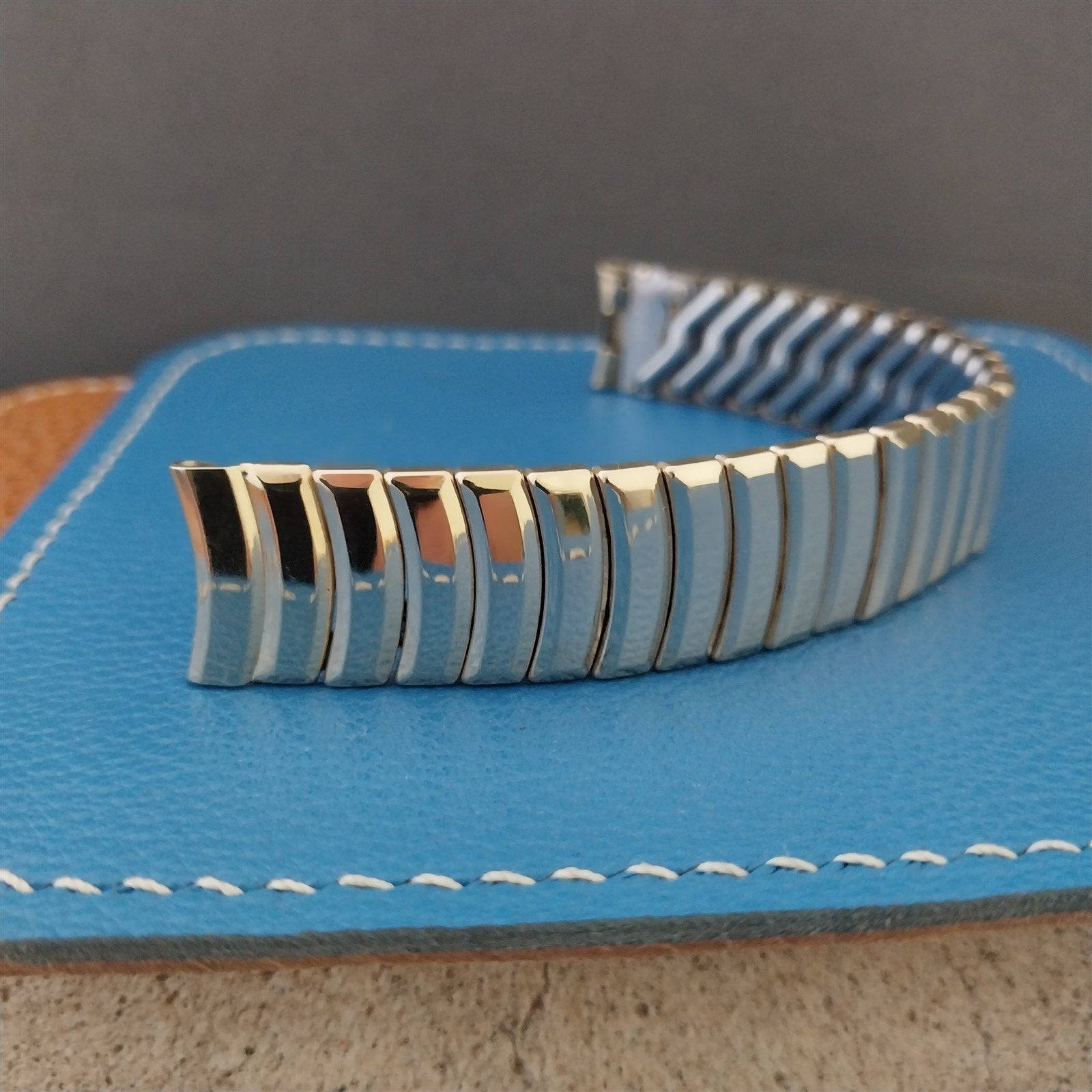 5/8" 10k Gold Filled Expansion Unused Airflex USA 1950s Vintage Watch Band