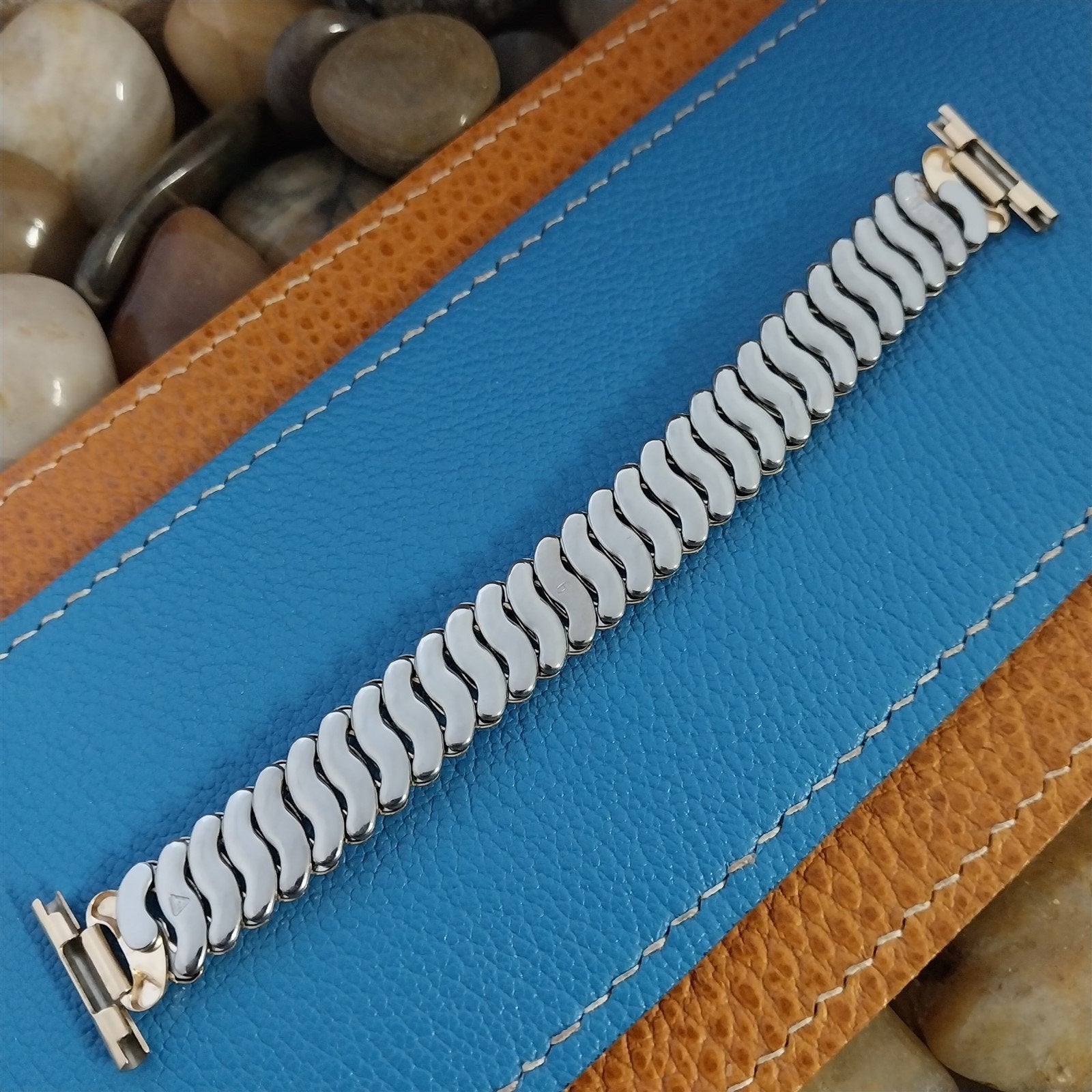 Vintage 1940s 12k Gold-Filled Overhand Stretch 19mm 18mm 16mm Unused Watch Band