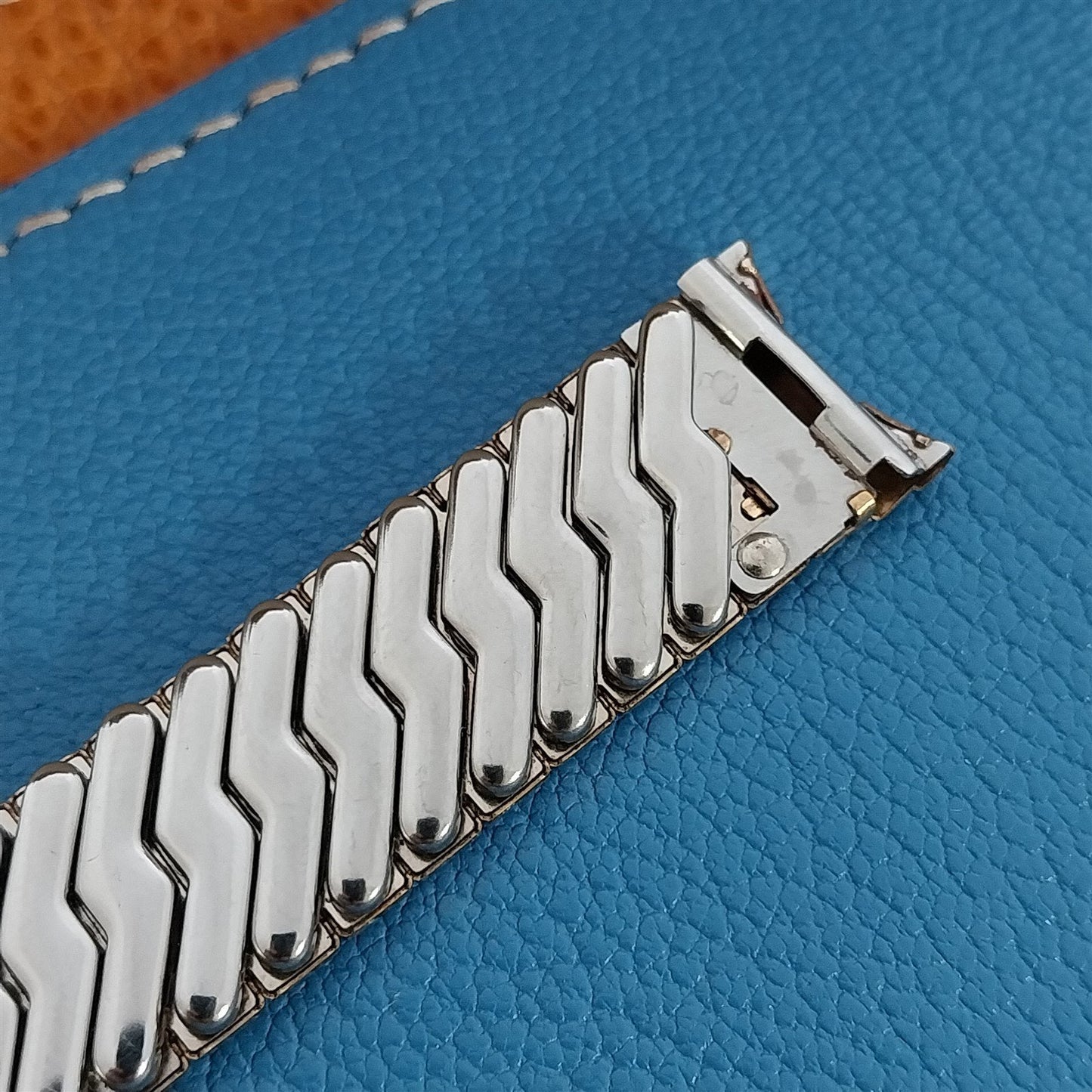 Foster USA 10k Gold-Filled 5/8" 1950s Short Scissor-Expansion Vintage Watch Band