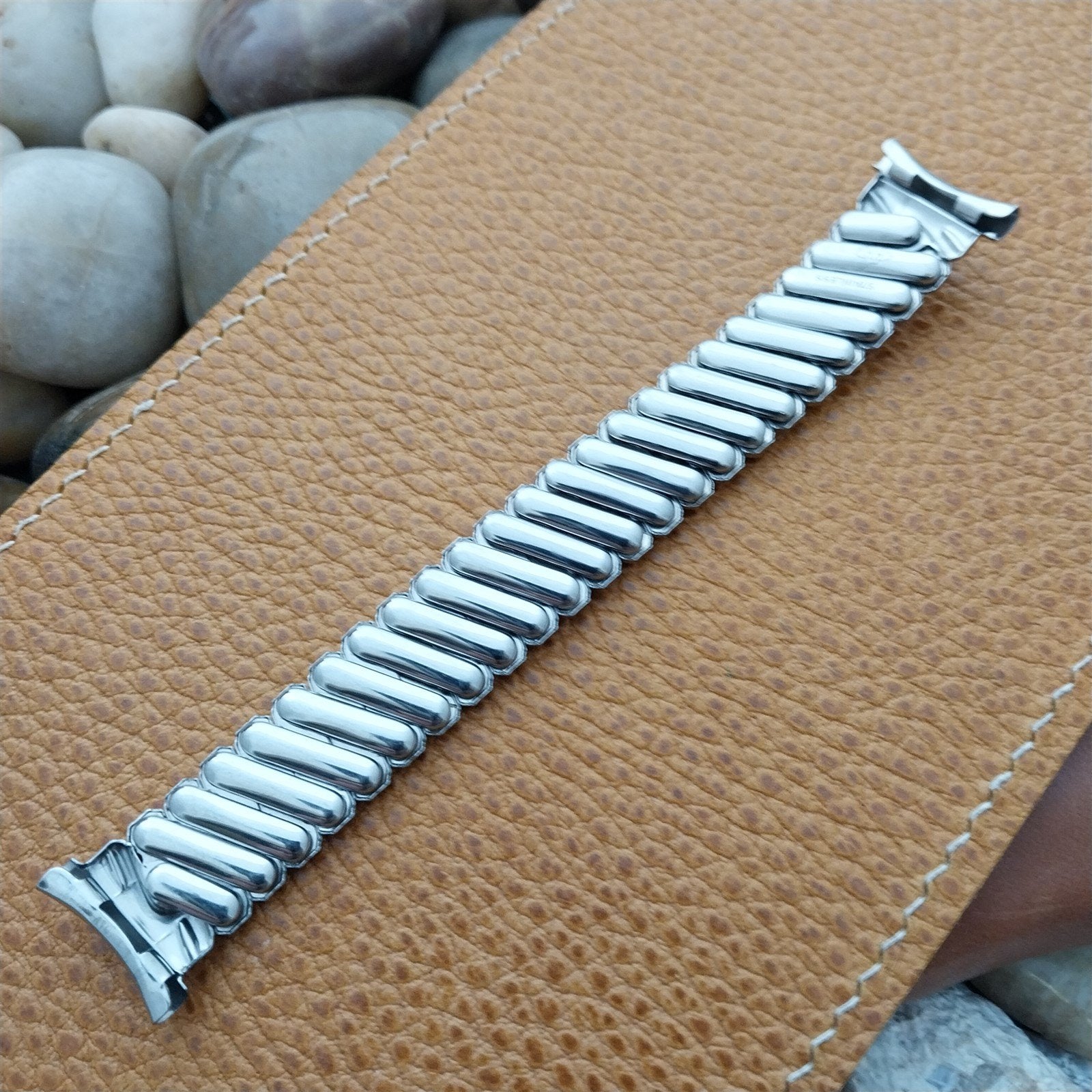 1950s Stainless Steel Short Scissor-Expansion nos Foster USA Vintage Watch Band
