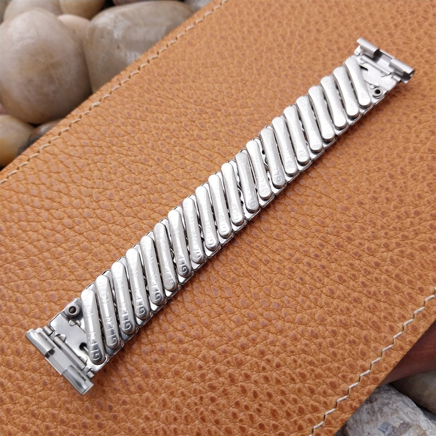 Glen USA Stainless Steel Expansion nos Short 1950s Vintage Watch Band