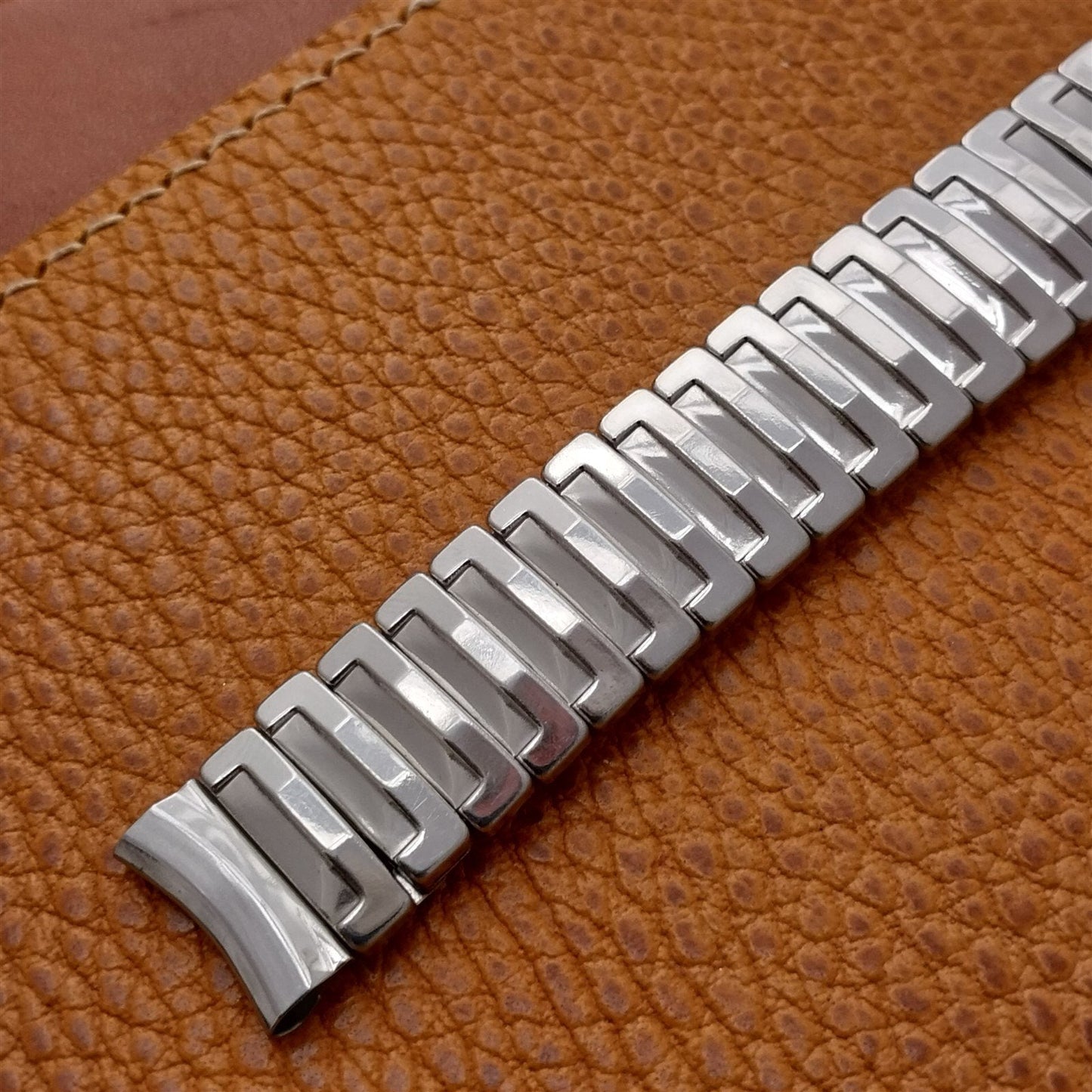 Glen USA Stainless Steel Expansion 5/8" Unused Classic 1950s Vintage Watch Band