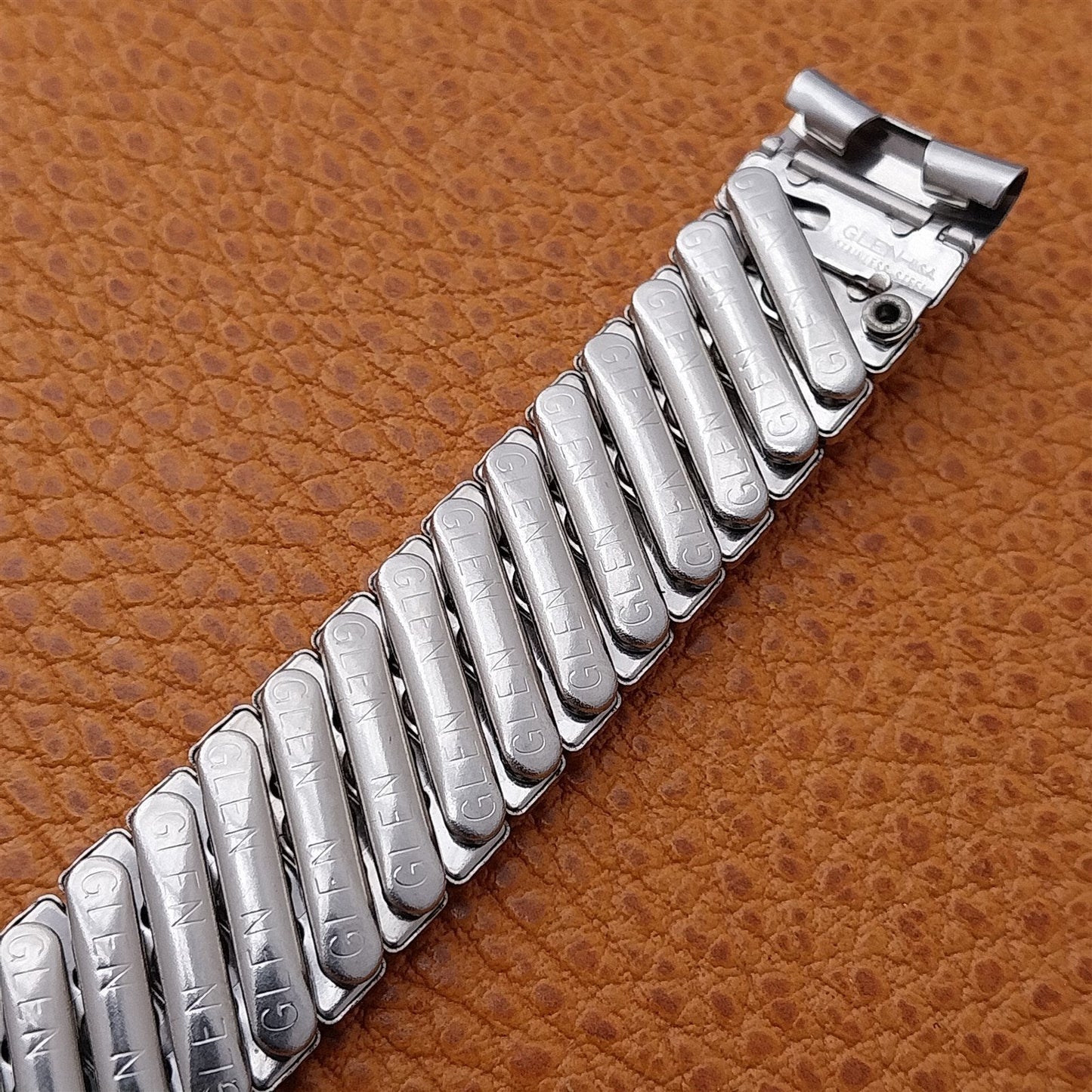 Glen USA Stainless Steel Expansion 5/8" Unused Classic 1950s Vintage Watch Band