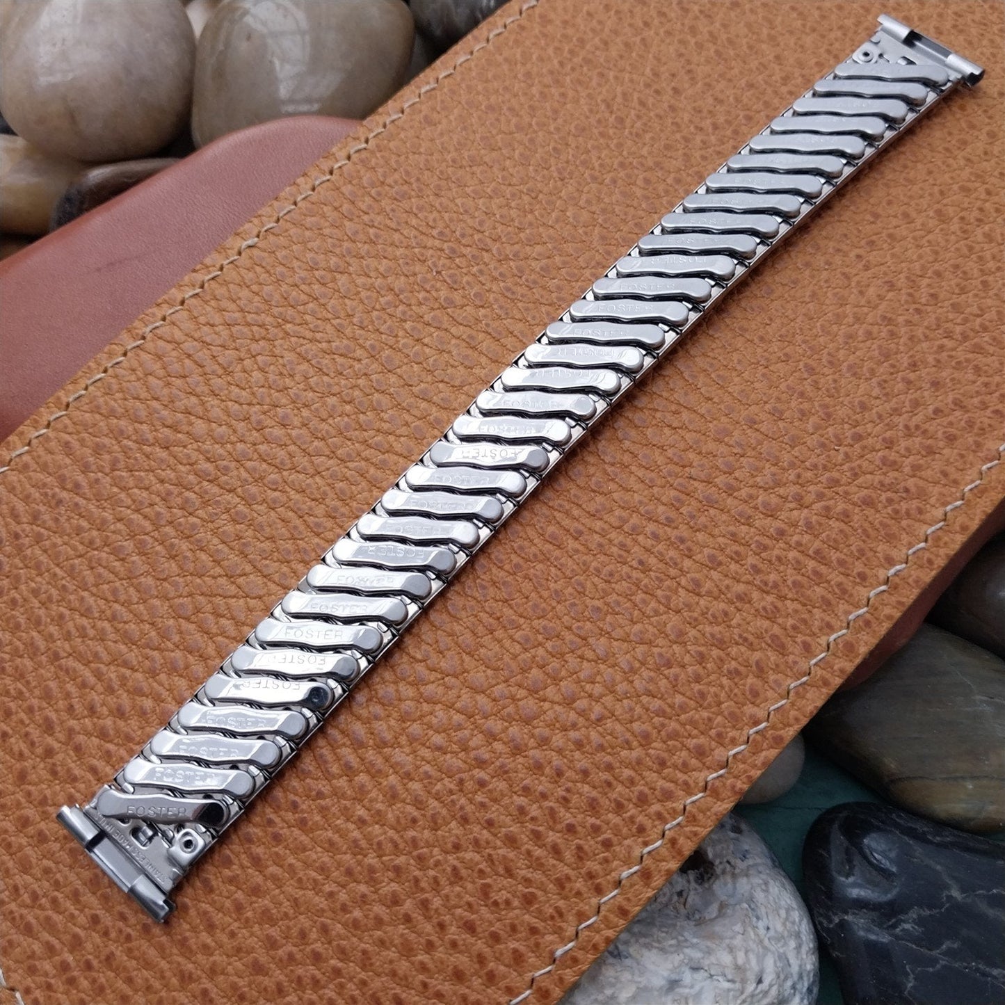 Stainless Steel Scissor-Expansion Long nos Foster USA 1950s Vintage Watch Band