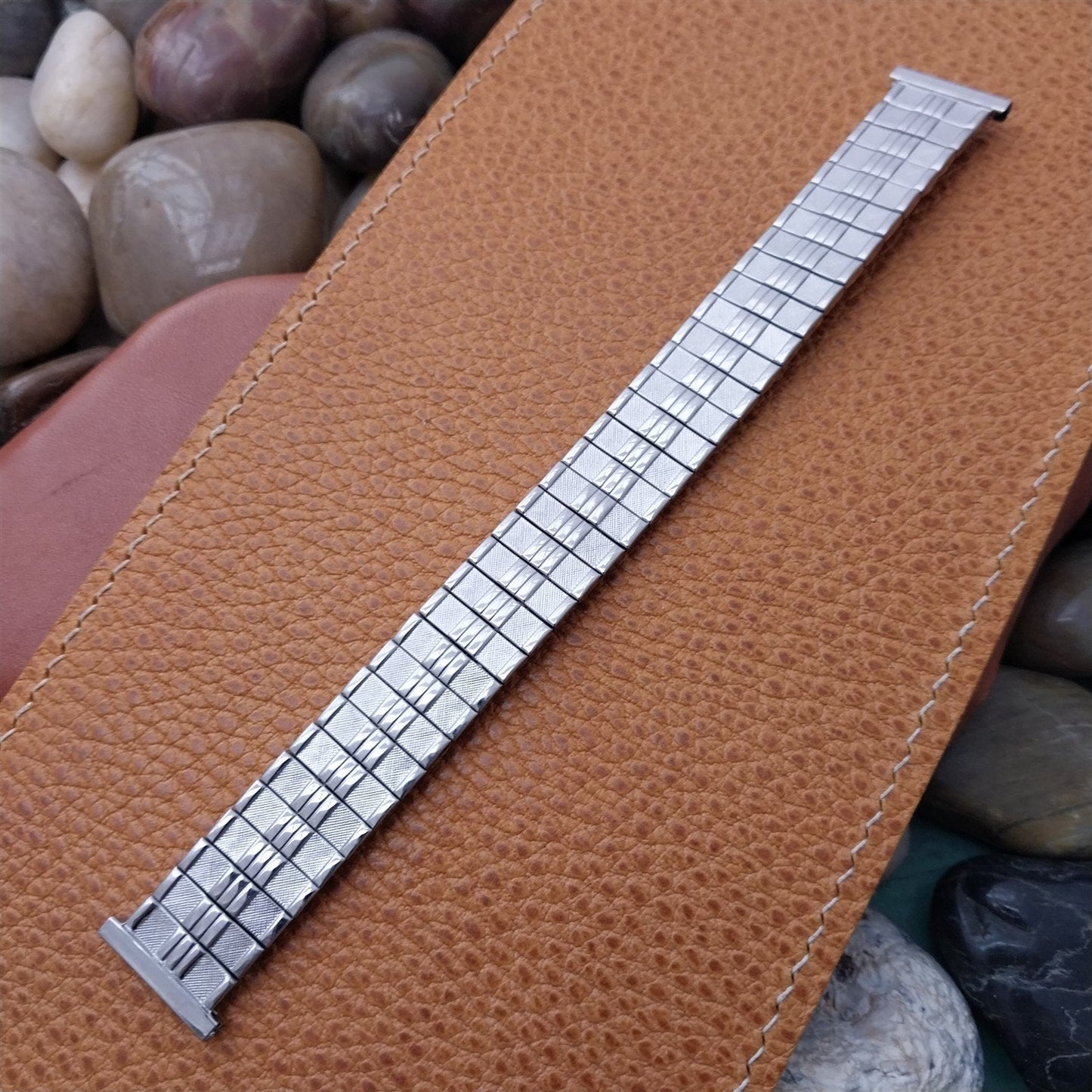 Stainless Steel Scissor-Expansion Long nos Foster USA 1950s Vintage Watch Band