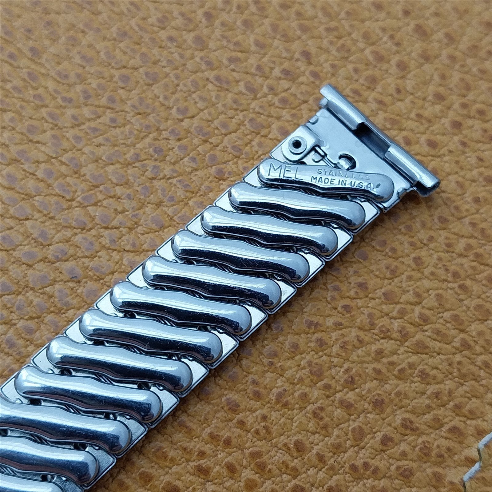 Stainless Steel Scissor-Expansion Long nos Foster USA 1950s Vintage Watch Band