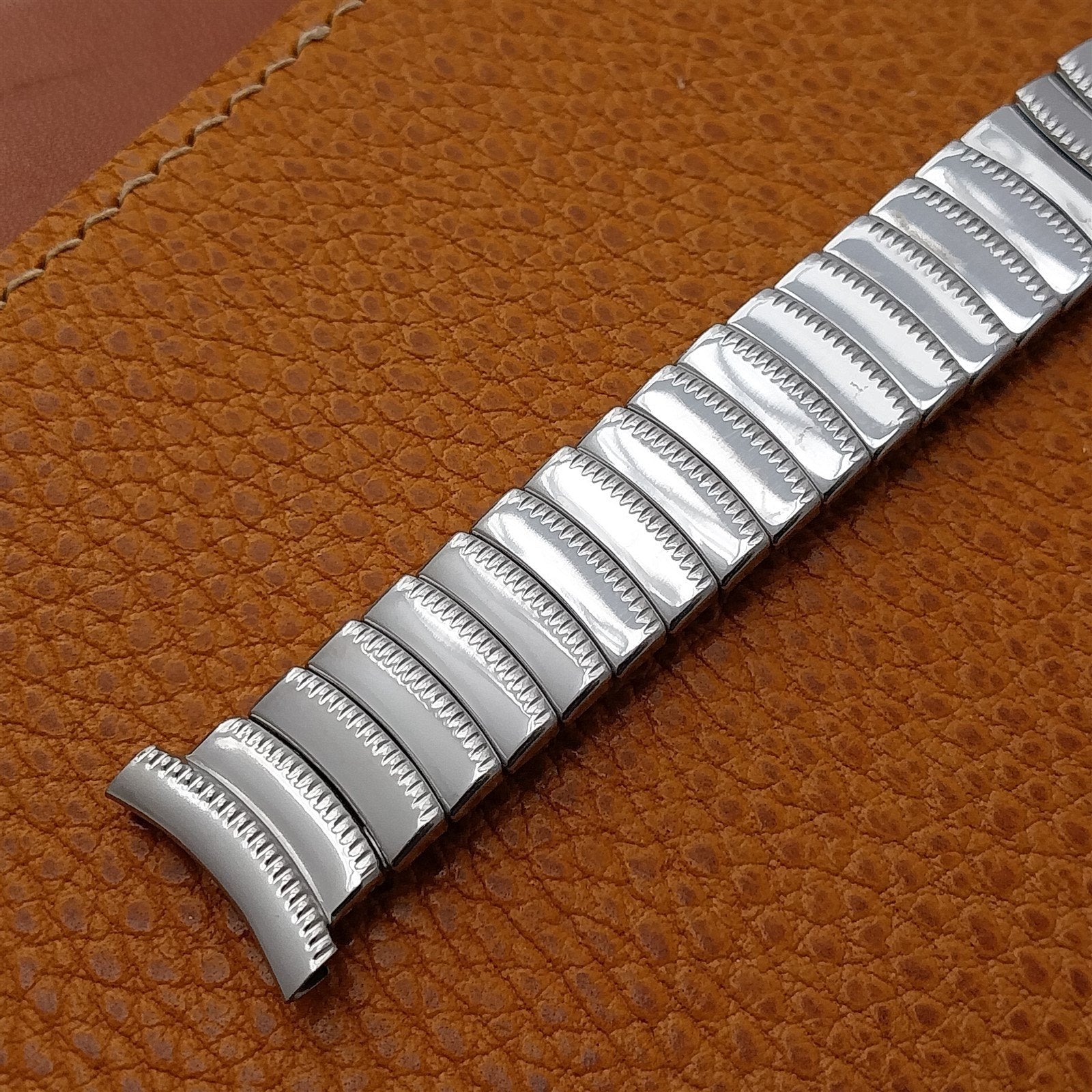 Stainless Steel Scissor-Expansion Long nos Foster USA 1950s Vintage Watch Band