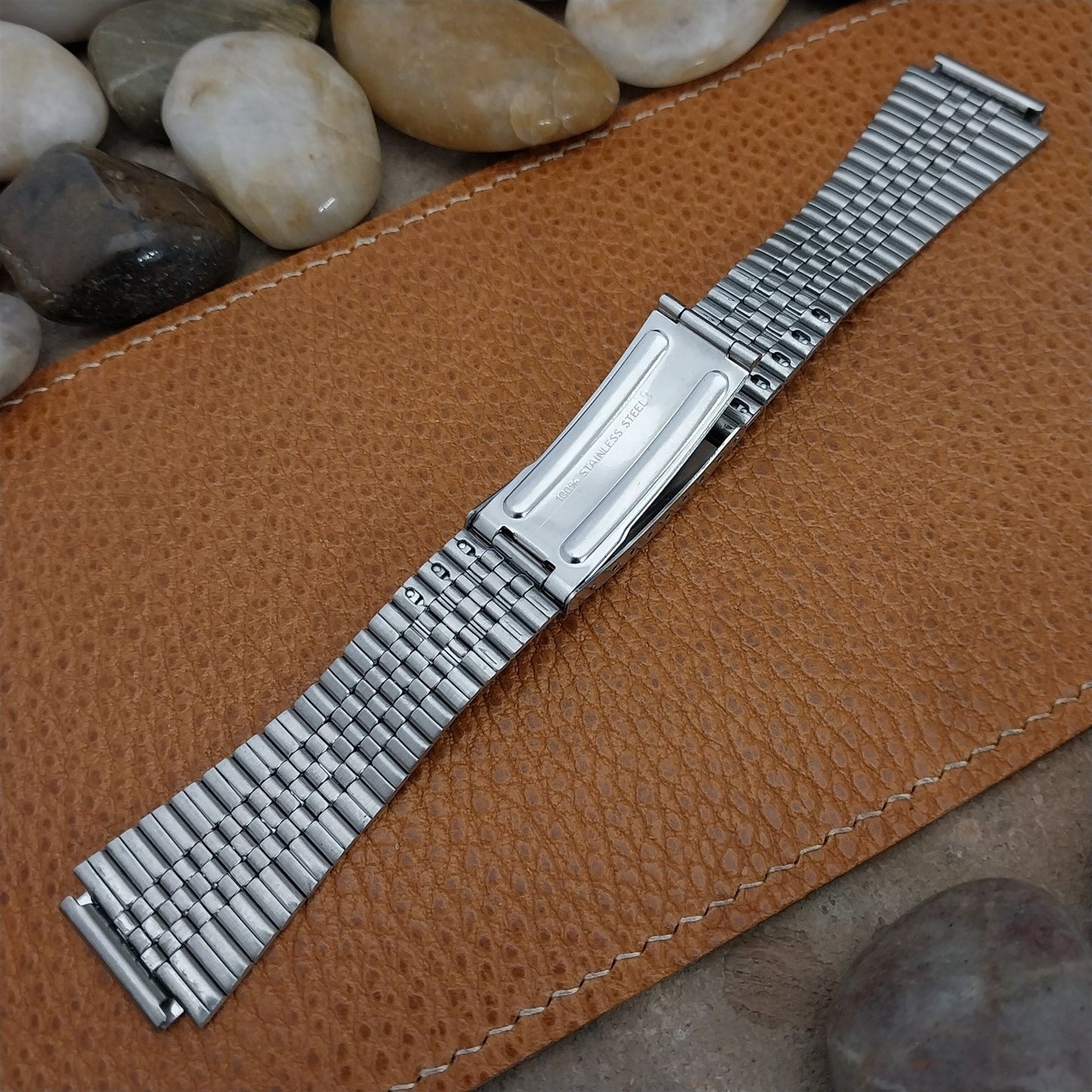 18mm 1970s Vintage Stainless Steel Classic Flared NOS Unused Watch Band