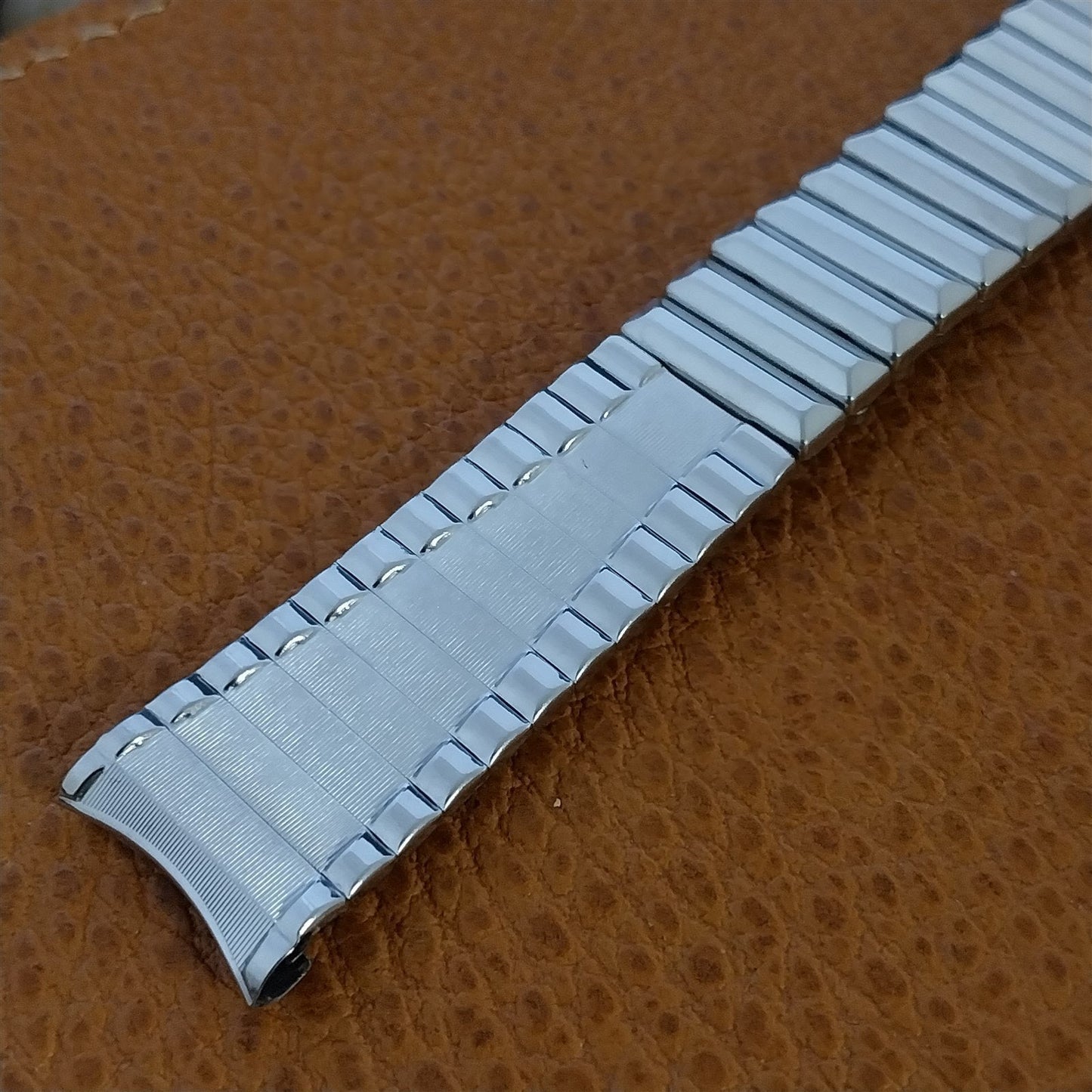 Eton USA 17.2mm Stainless Steel Expansion nos 1950s Vintage Watch Band