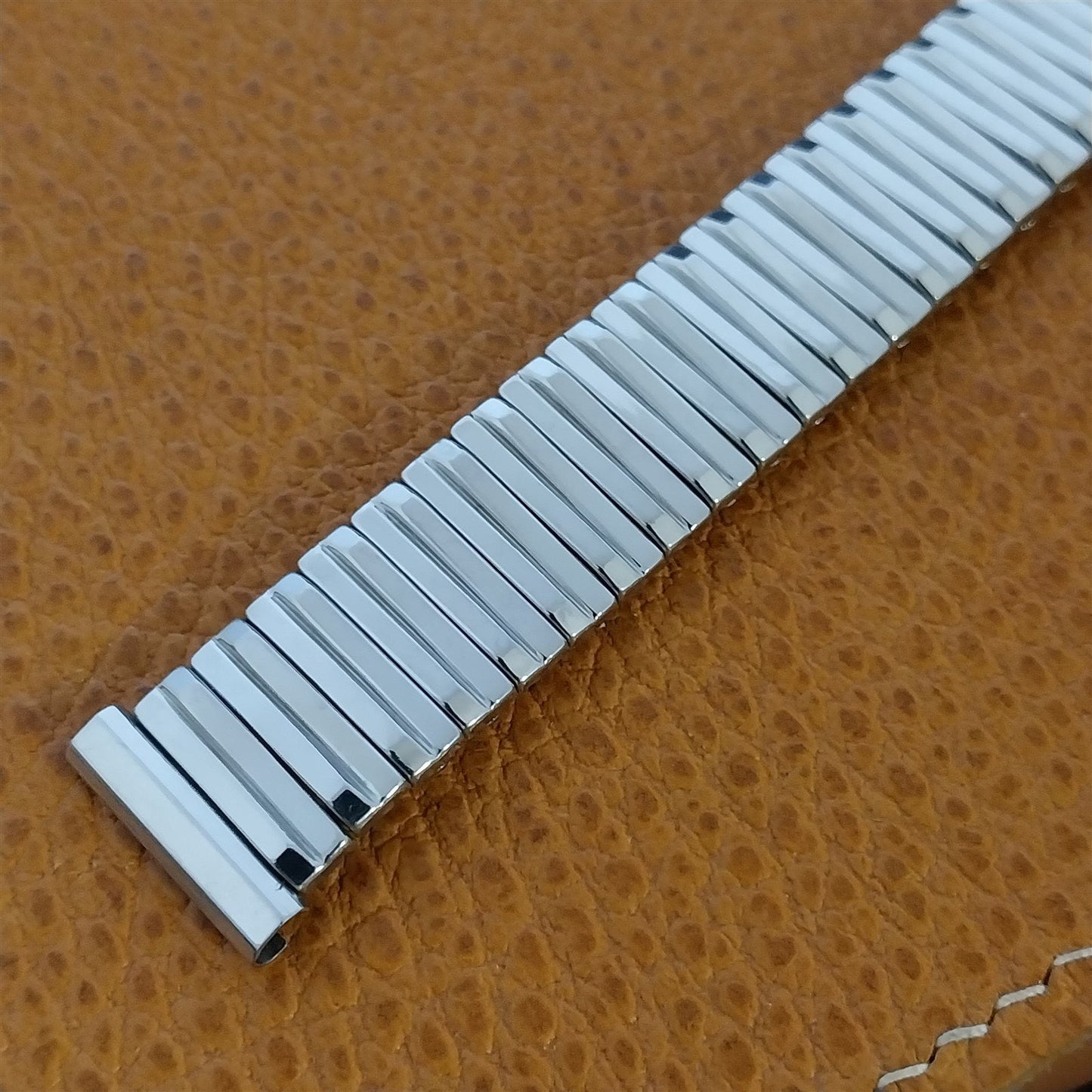 Eton USA 17.2mm Stainless Steel Expansion nos 1950s Vintage Watch Band