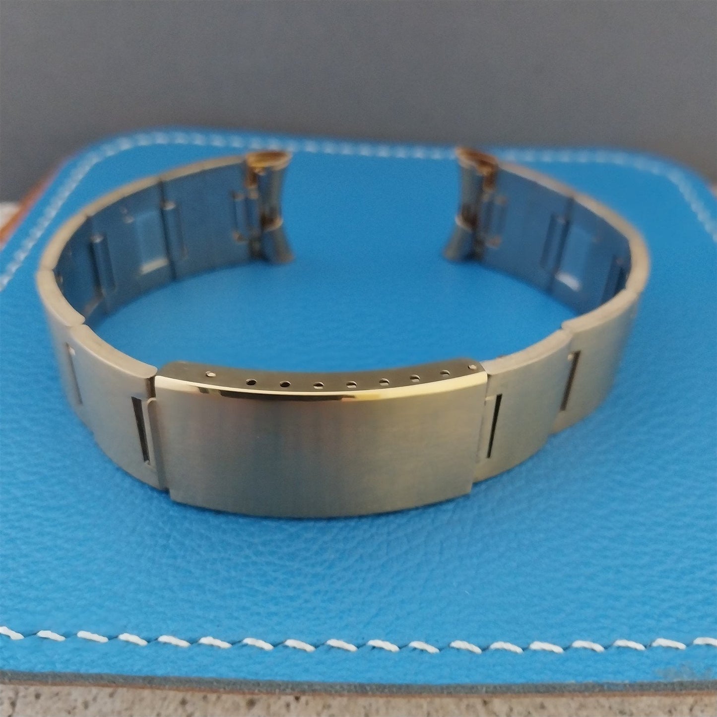 18mm 19mm Kreisler Stelux Gold-Tone 1970s Unused Vintage Watch Band