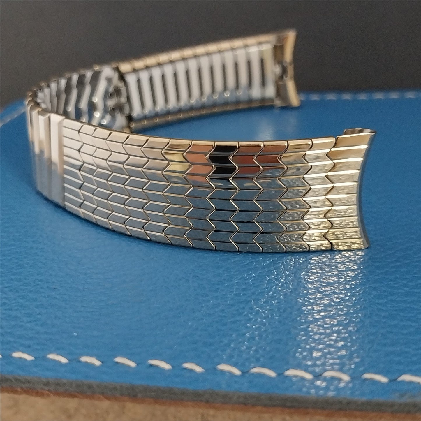 17.2mm 1960s Vintage 10k Gold Filled Classic Kreisler Unused Watch Band