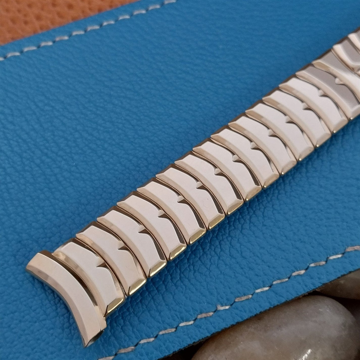 Montre vintage remplie d'or BULOVA bracelet Kreisler USA 17,5