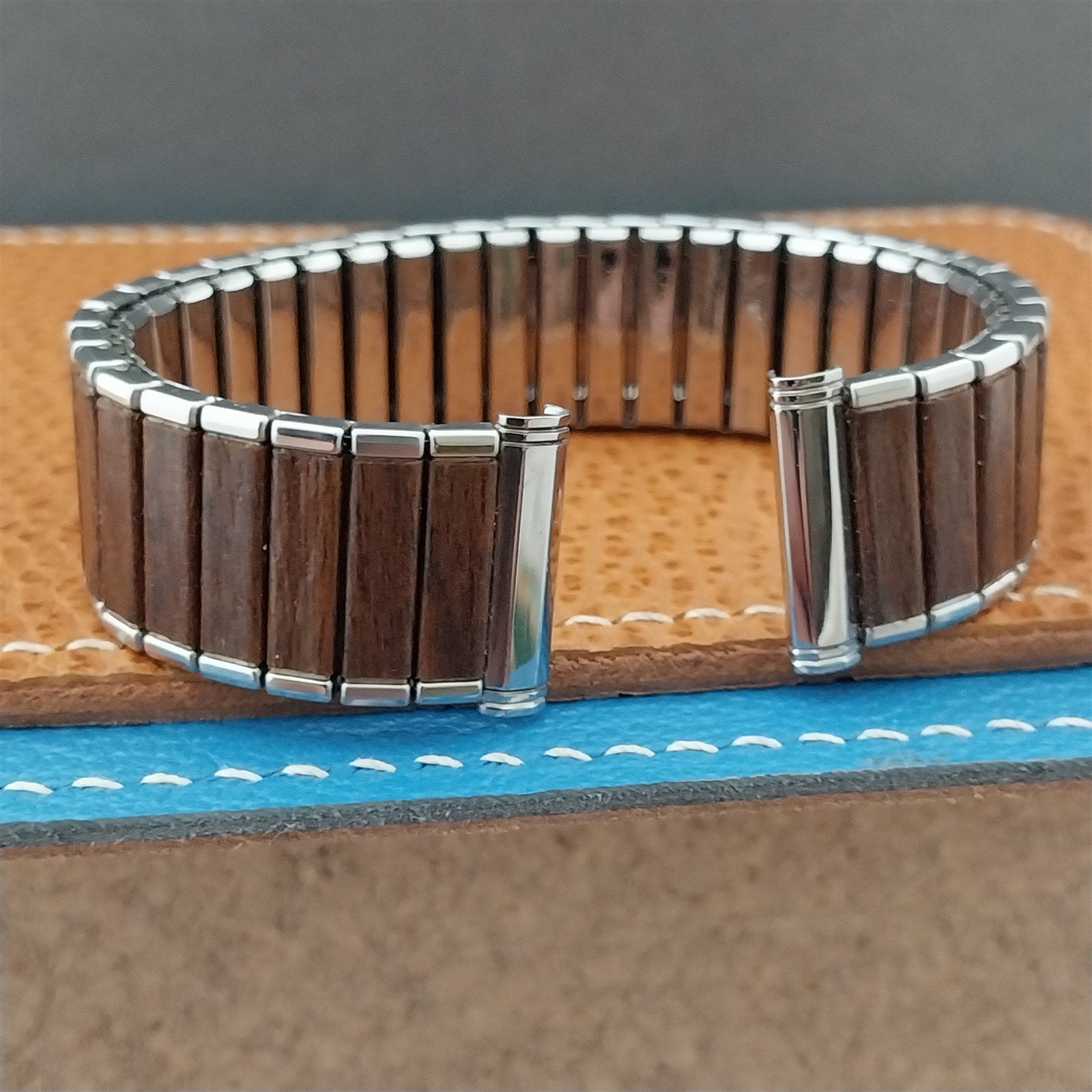 19mm 18mm Long Kreisler Ponderosa Woodgrain & Stainless Steel Vintage Watch Band