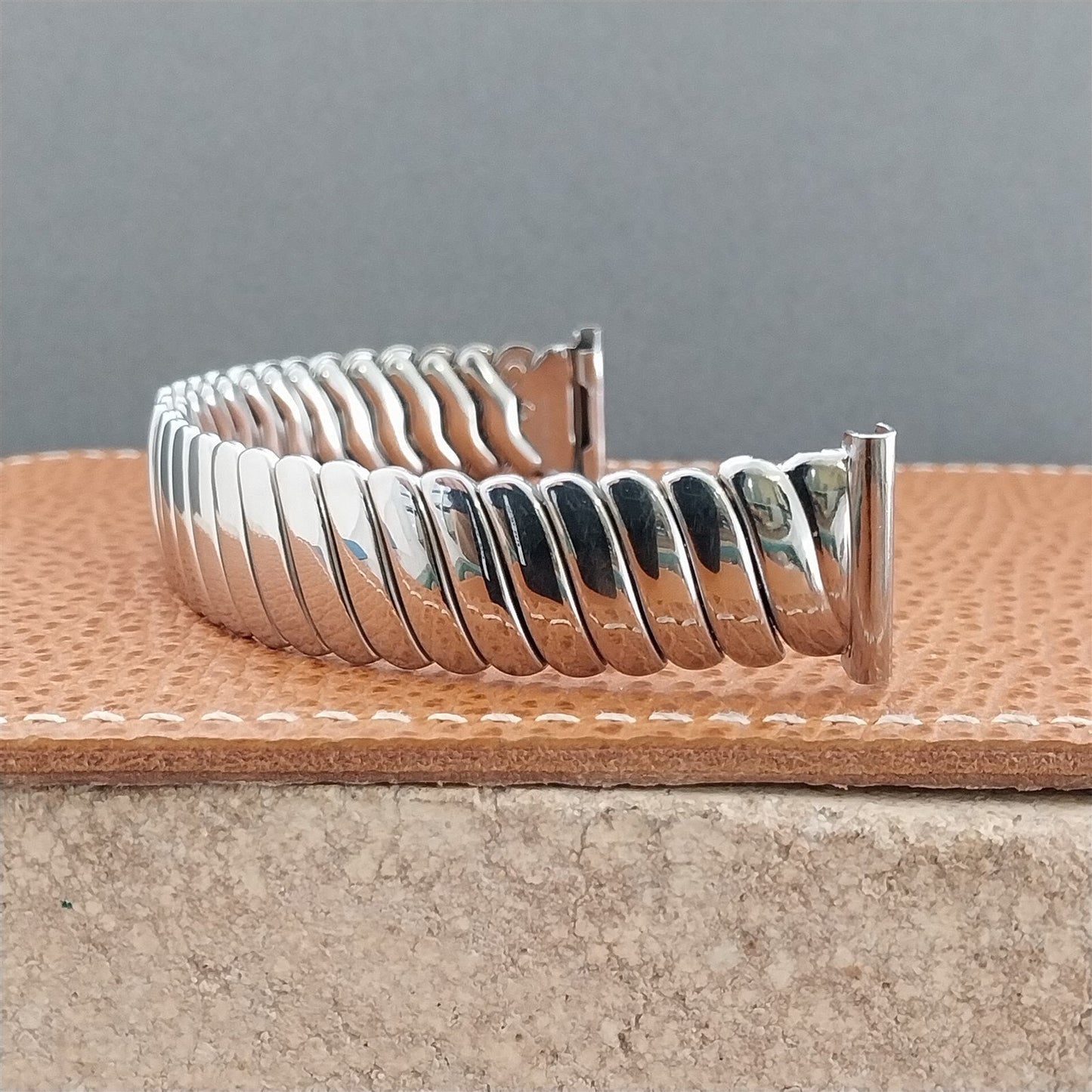 16mm 18mm 19mm 1940s Kestenmade Stainless Steel nos Unused Vintage Watch Band