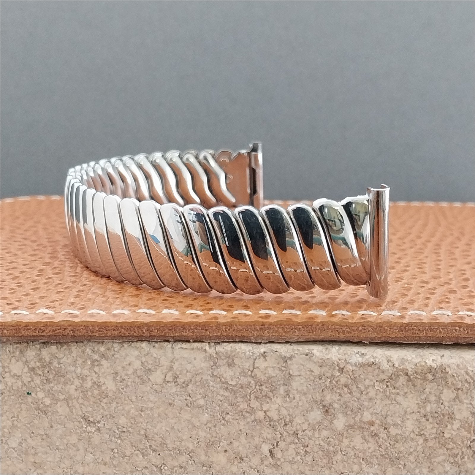 16mm 18mm 19mm 1940s Kestenmade Stainless Steel nos Unused Vintage Watch Band