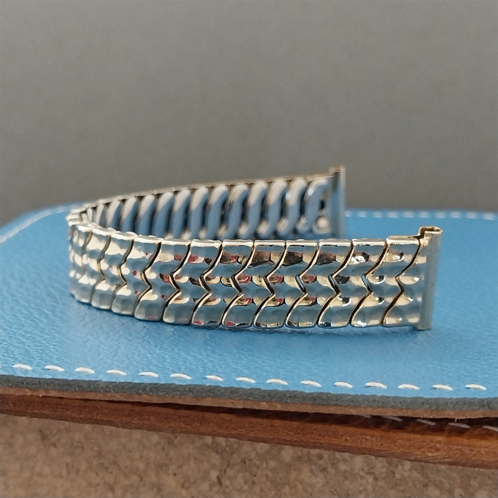 1940s 10k Gold Filled Jaekel USA Short Classic Unused Vintage Watch Band