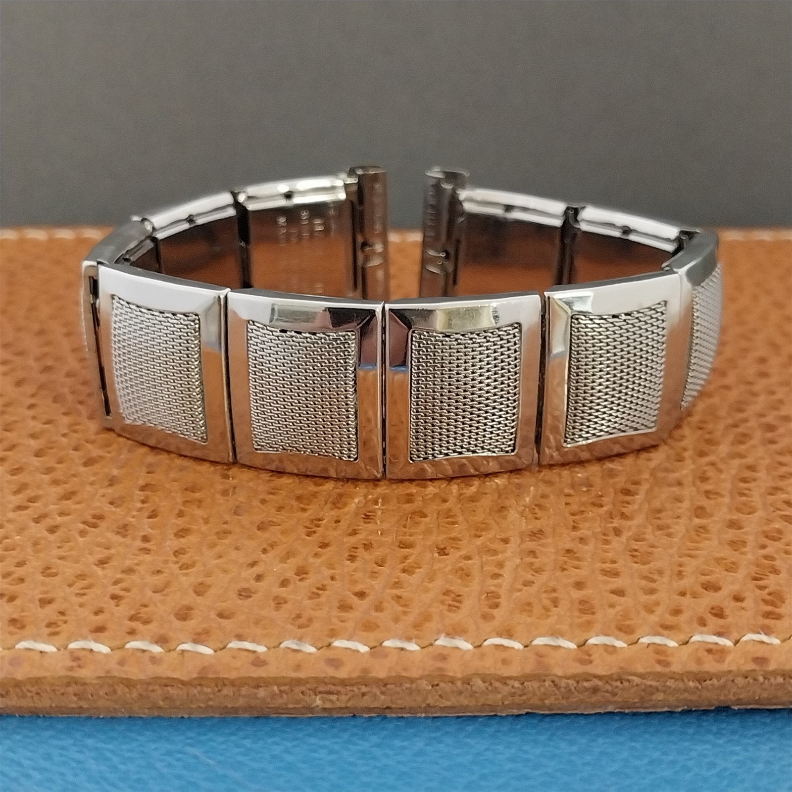 Mark VII Vintage MCM 1950s 19mm 18mm 17mm Expansion Unused Classic Watch Band