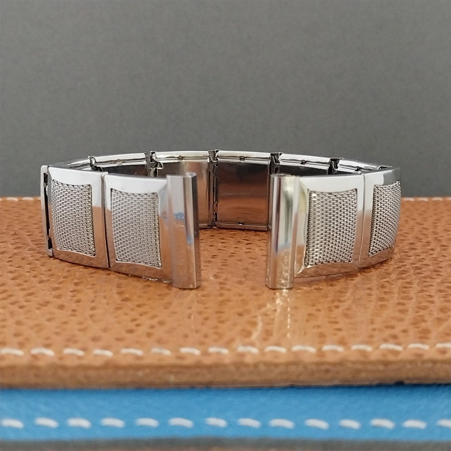 Mark VII Vintage MCM 1950s 19mm 18mm 17mm Expansion Unused Classic Watch Band