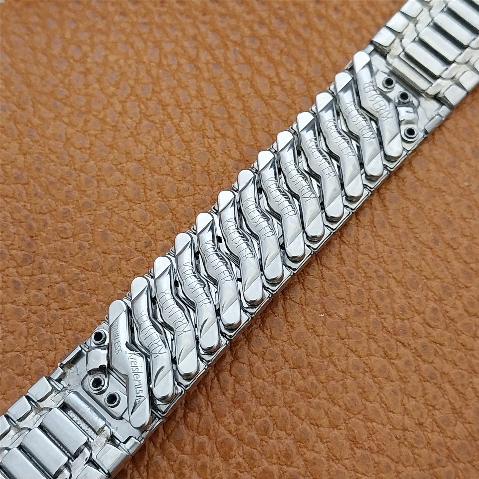 17.2mm Kreisler USA Stainless Steel nos 1960s Vintage Watch Band