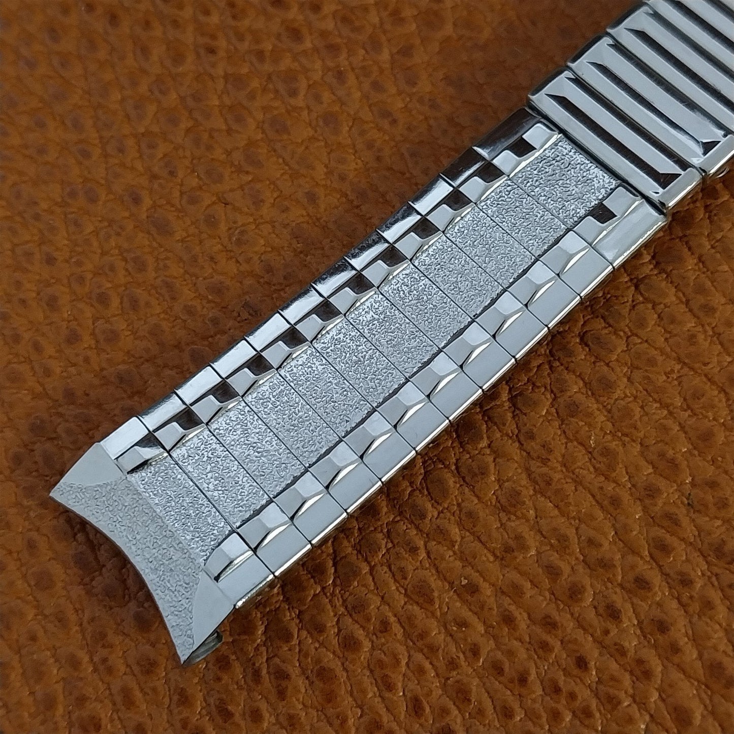 17.2mm Kreisler USA Stainless Steel nos 1960s Vintage Watch Band